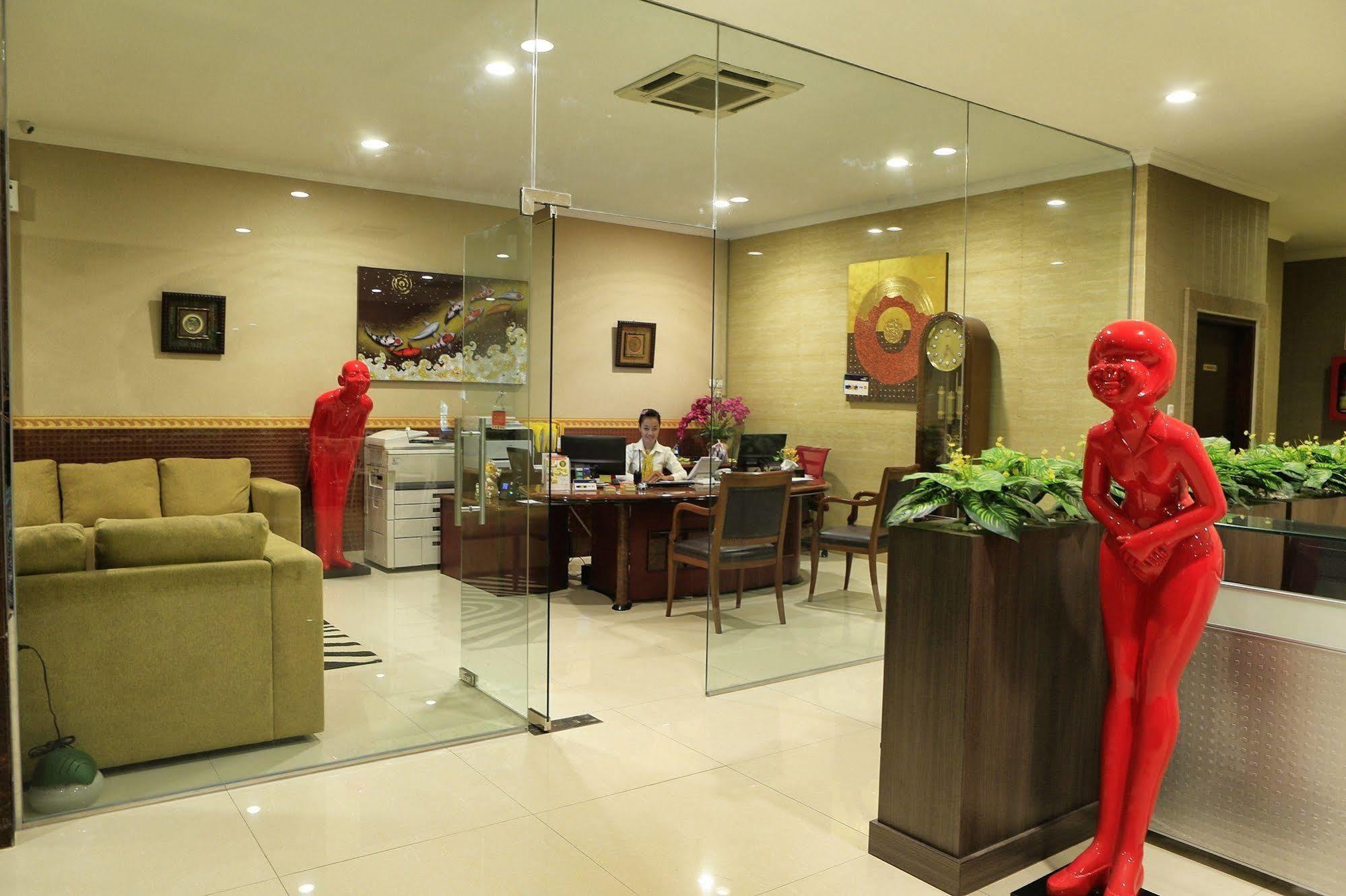 55 Hotel