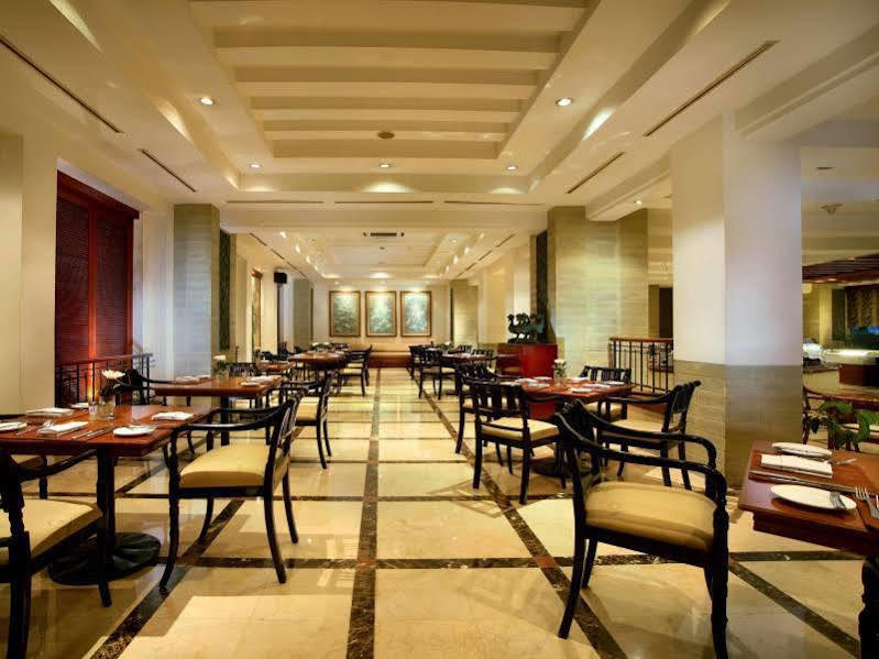 Hotel The Media & Towers 5*