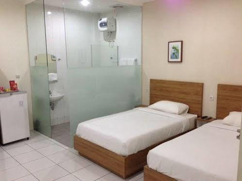 Menteng House 2*