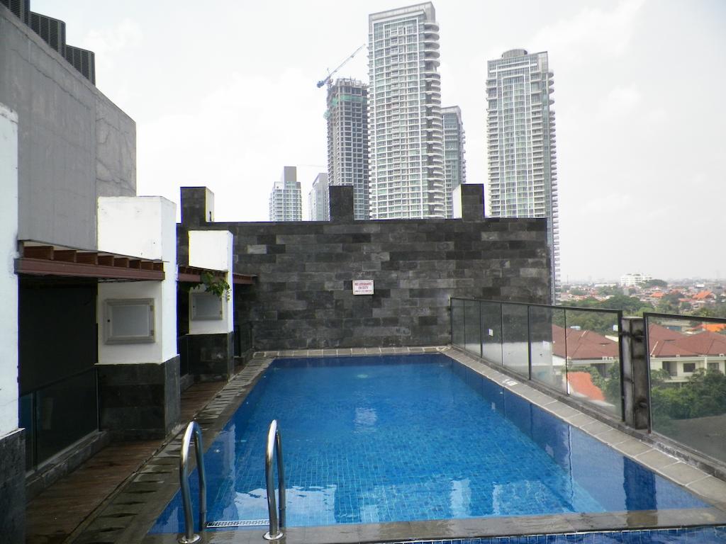 Liberta Kemang 3*