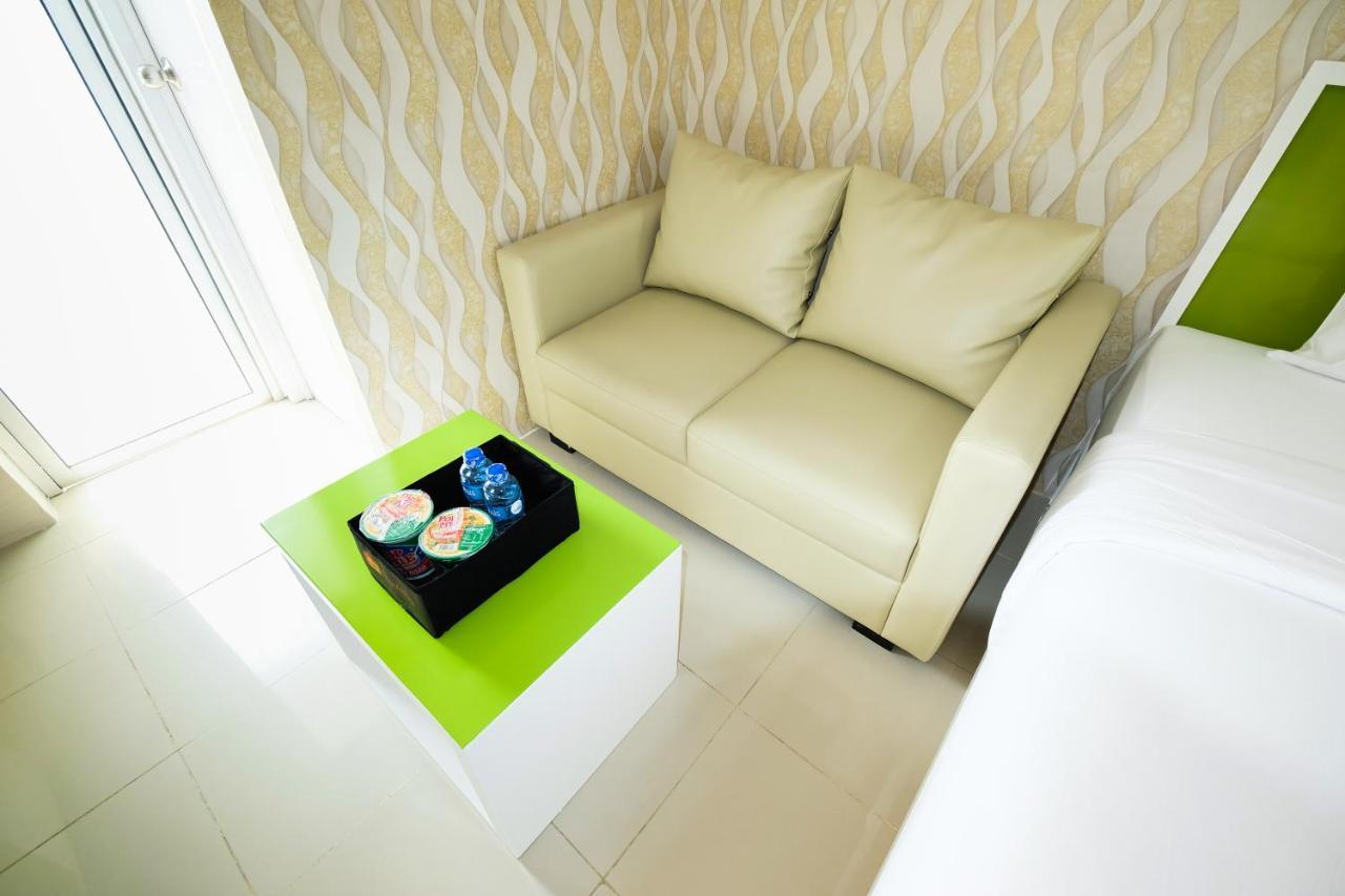 Modern Bassura By Travelio Jakarta
