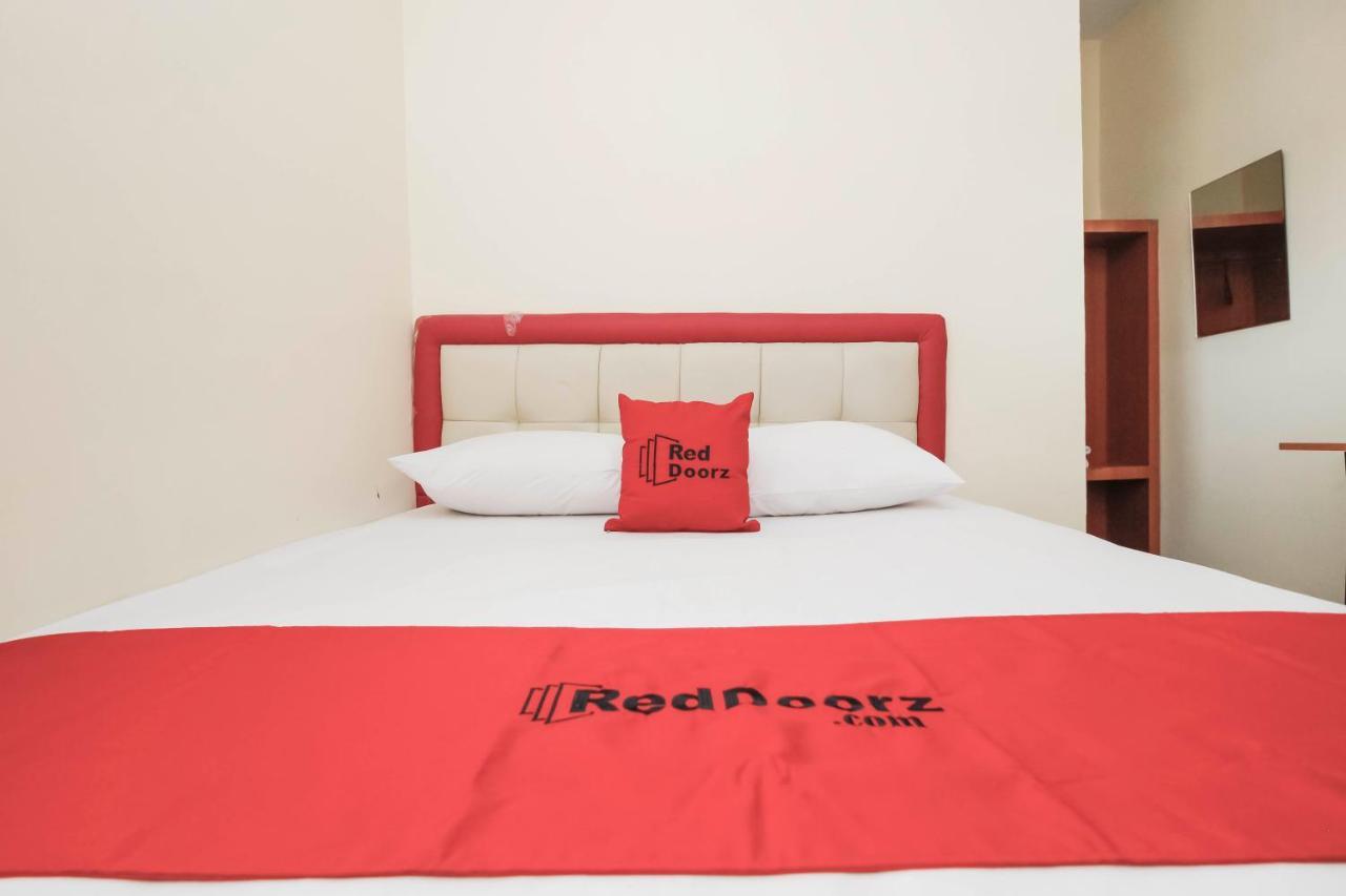 Hotel Reddoorz @ Jalan Pemuda Jakarta