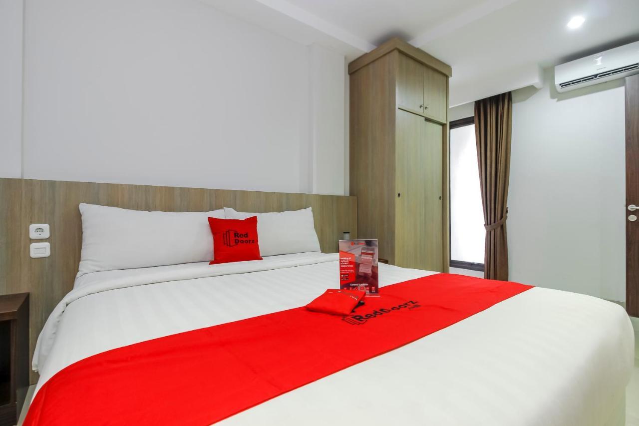 Nhà khách Reddoorz @ Tb Simatupang Jakarta