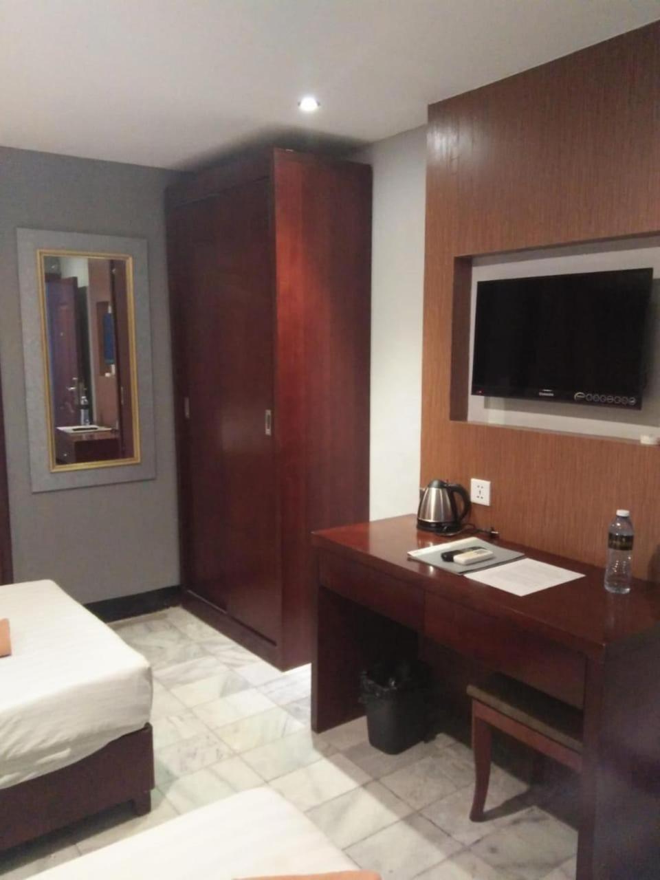 Mustika Senen Hotel