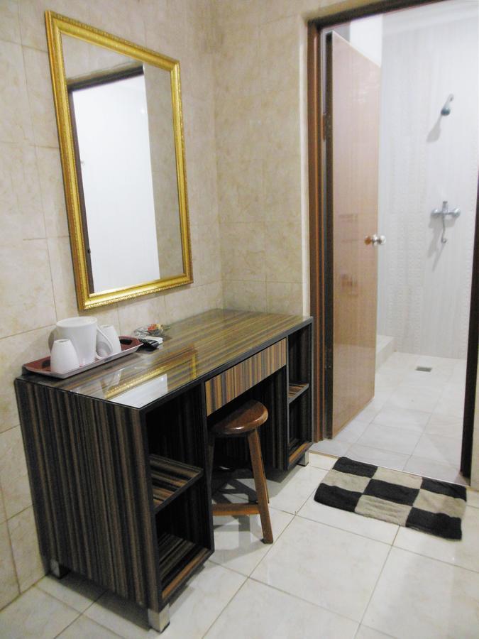 Focus Hotel 2*