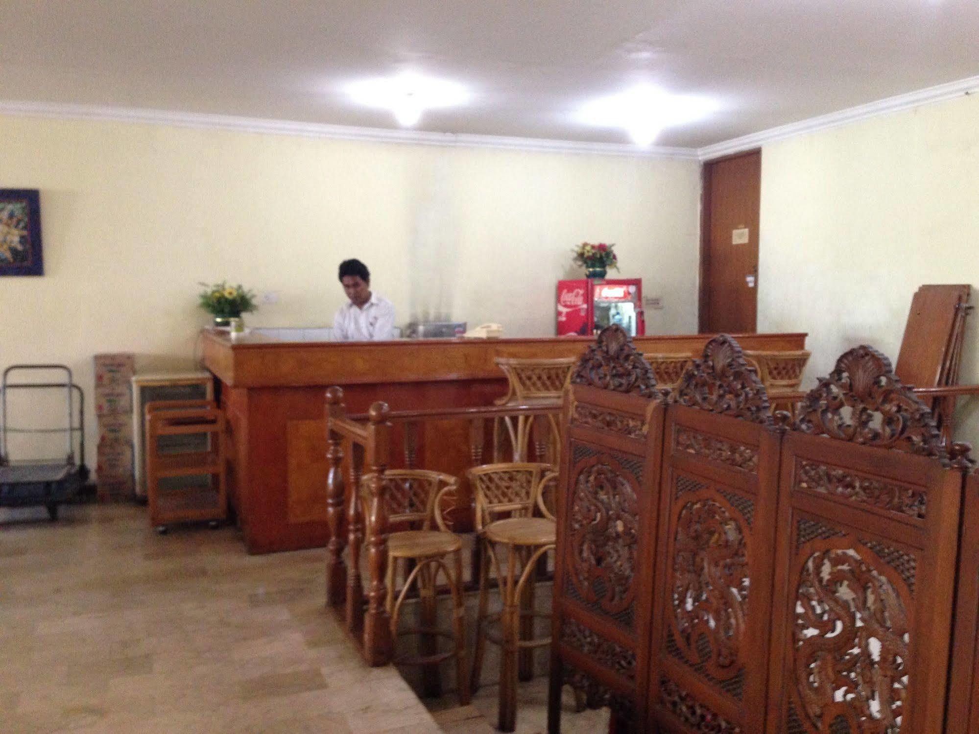 Hotel Lautze Indah 2*