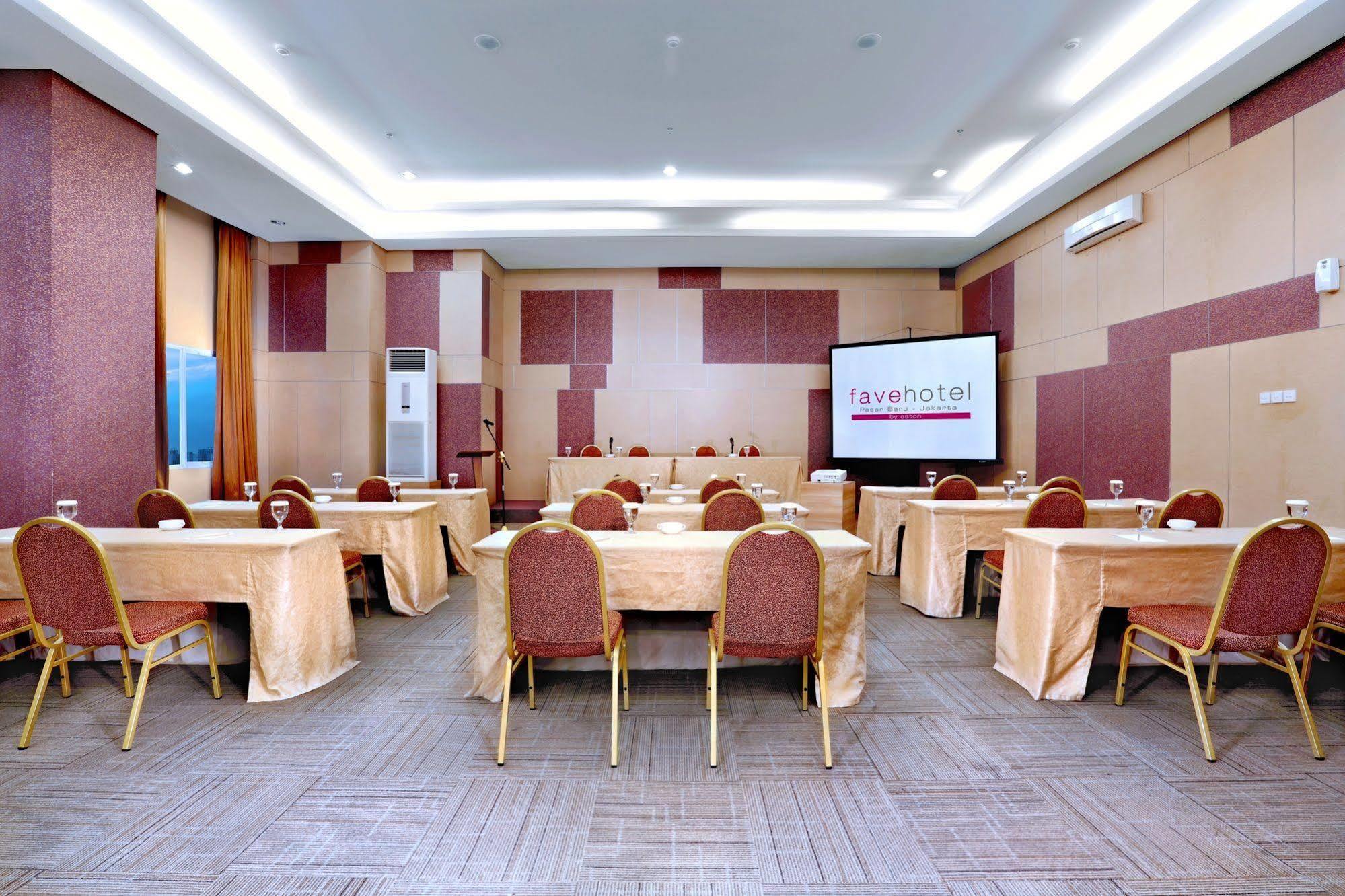Favehotel Pasar Baru 2*