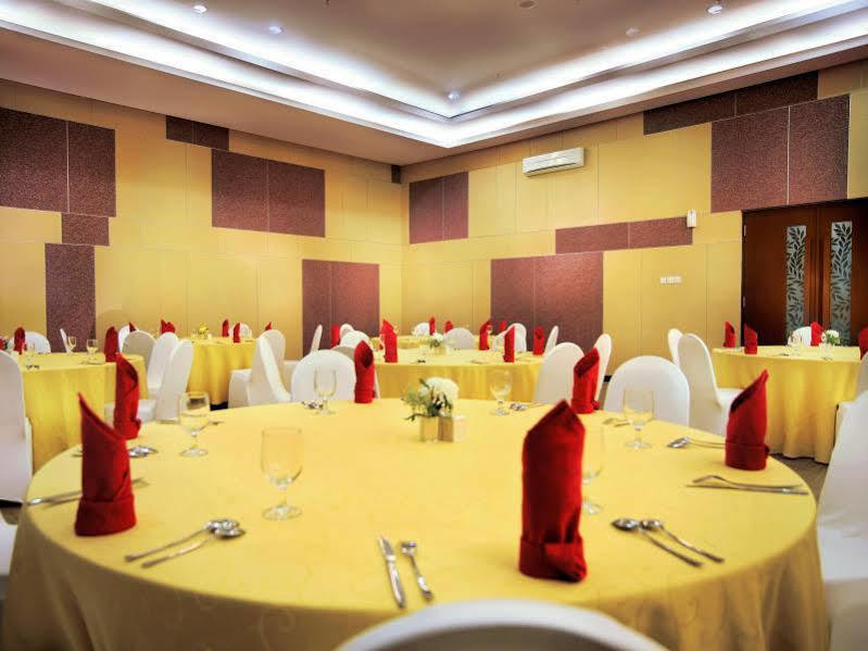 Favehotel Pasar Baru Hotel 2*