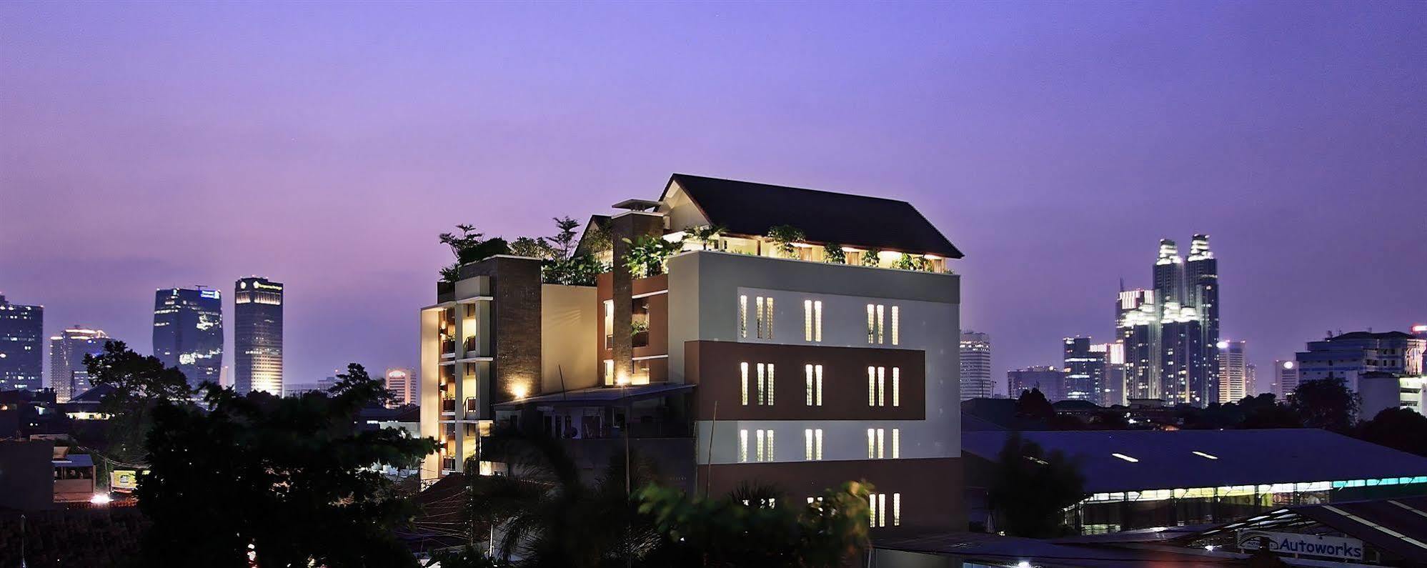 Rasuna Icon 3* Jakarta