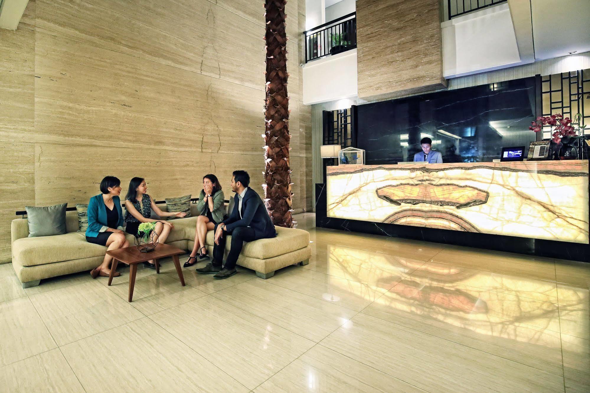 Rasuna Icon 3* Jakarta