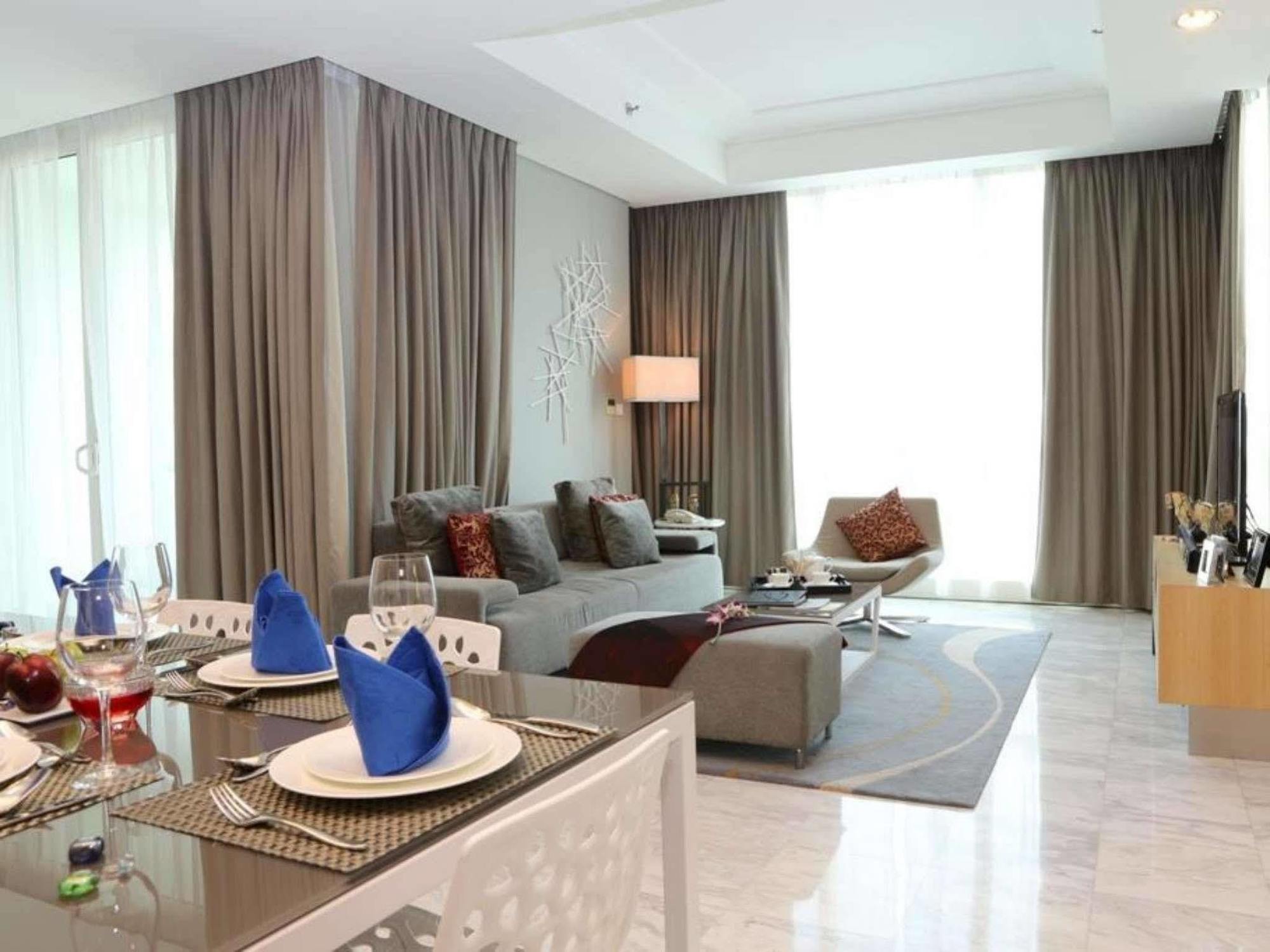 Fraser Sudirman Aparthotel 5*