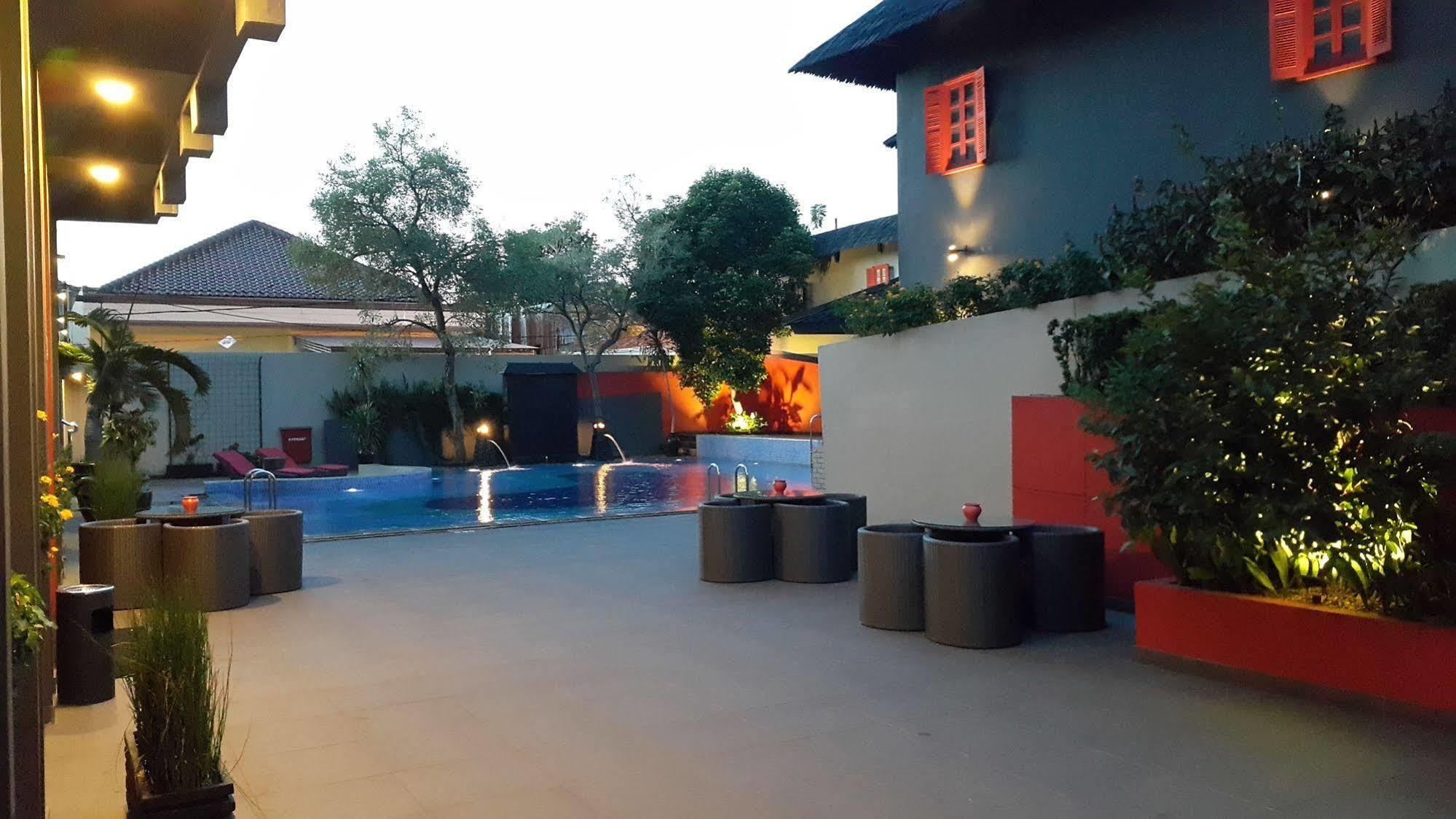 Asyana Kemayoran Khách sạn 3*