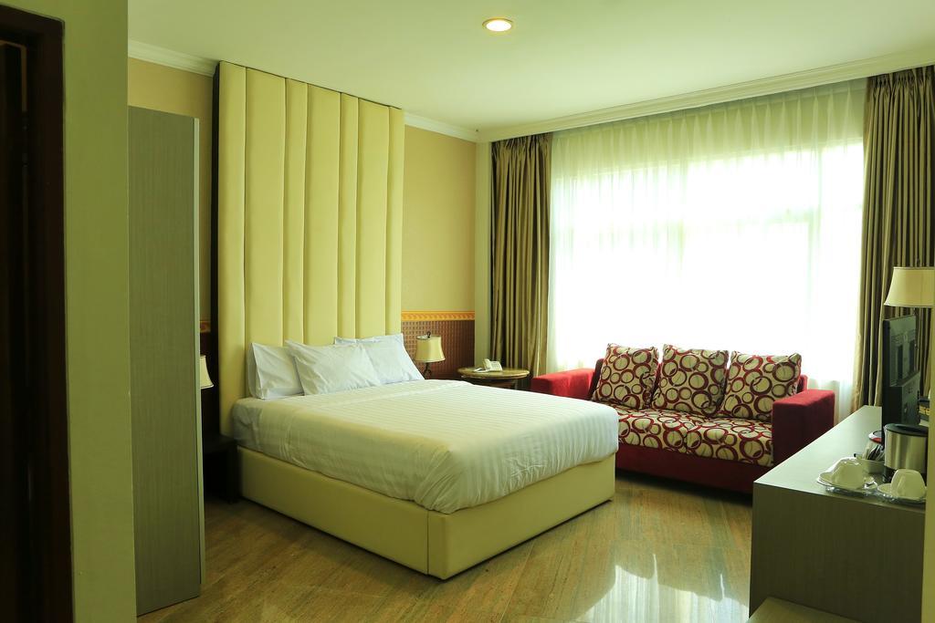 55 Hotel