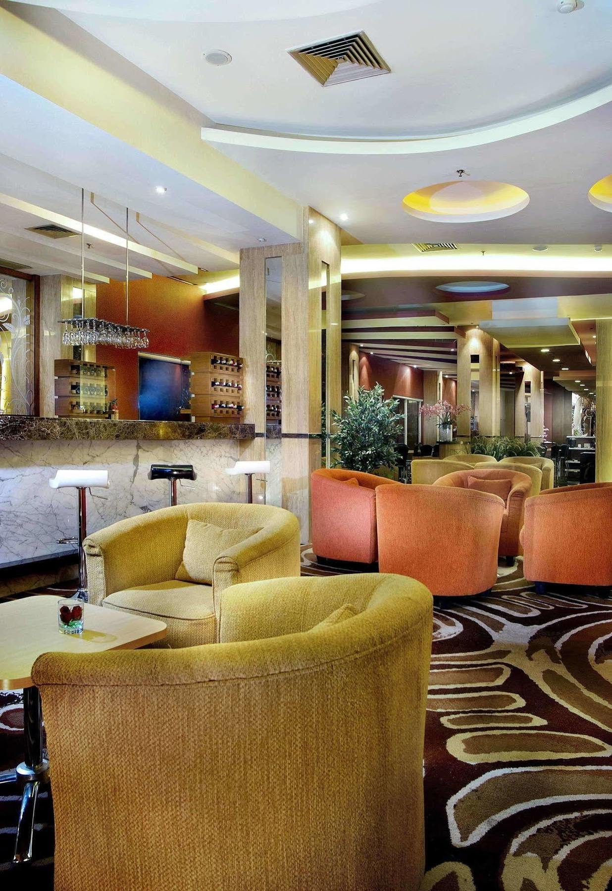 Royal Palm & Conference Center Cengkareng Hotel