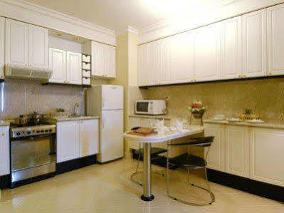 Batavia & Serviced Aparthotel