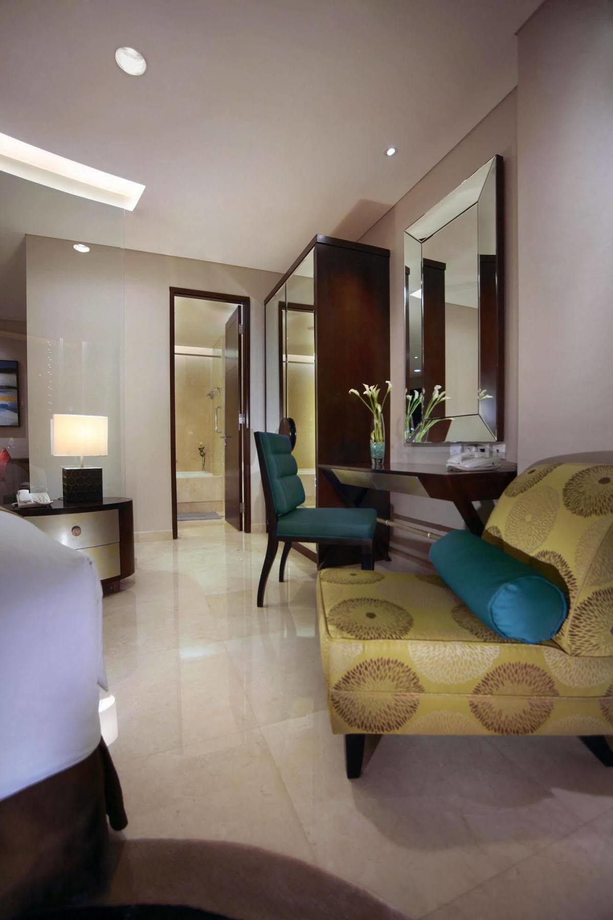 Hotel The Grove By Grand Aston 5*