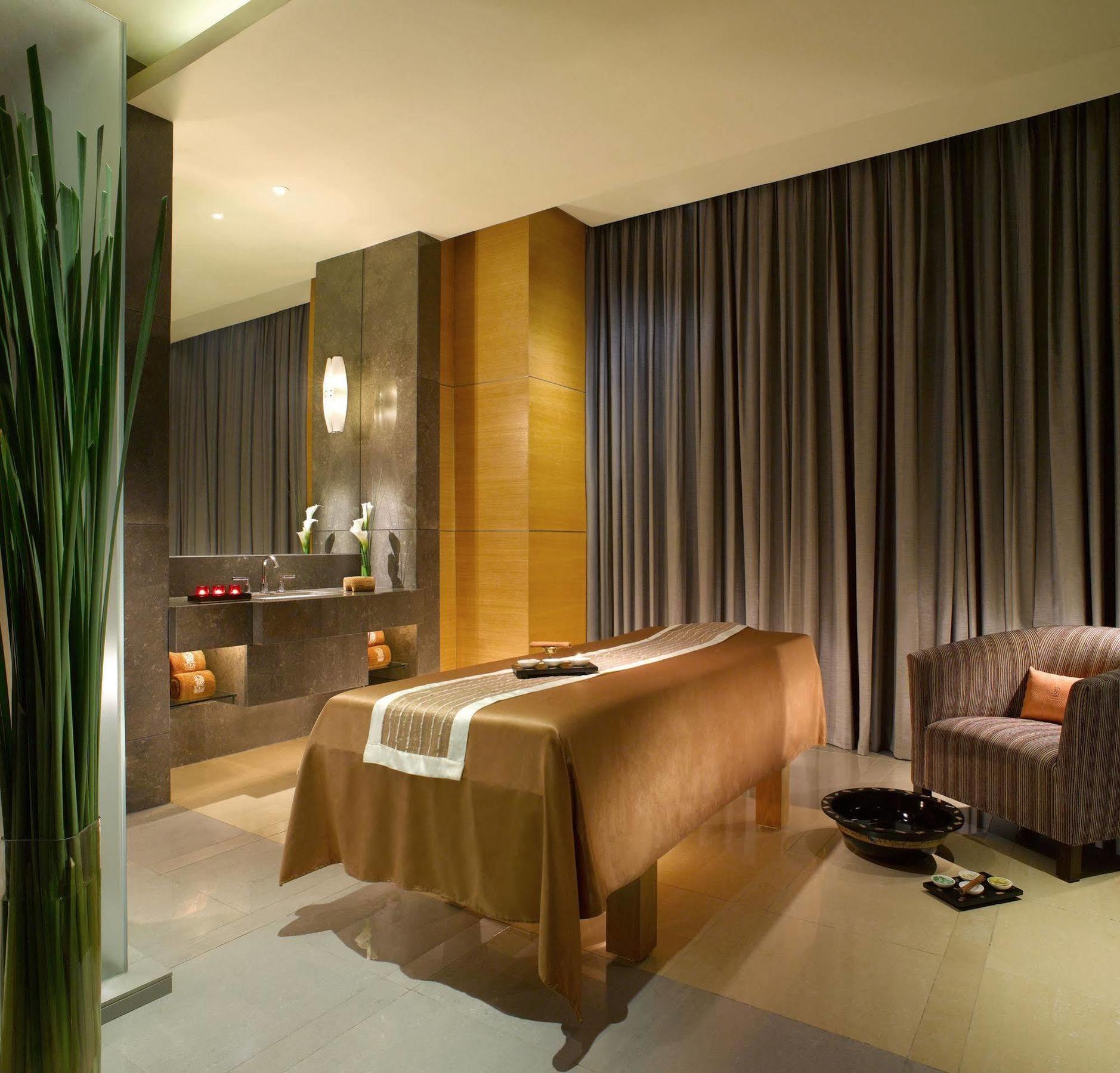 The Ritz-carlton Jakarta, Pacific Place Hotel