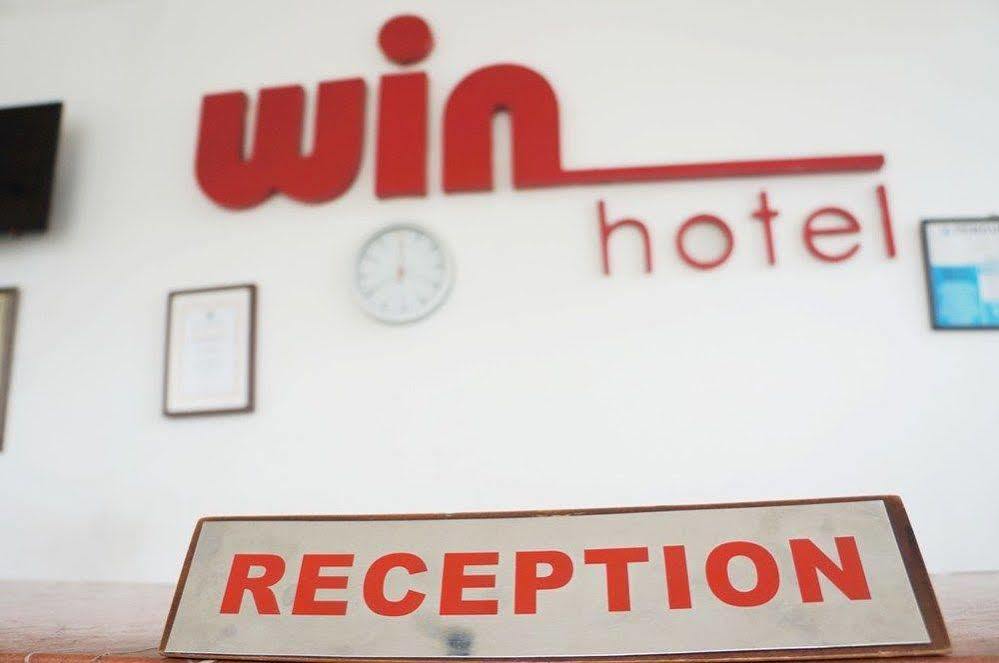 Win Hotel *