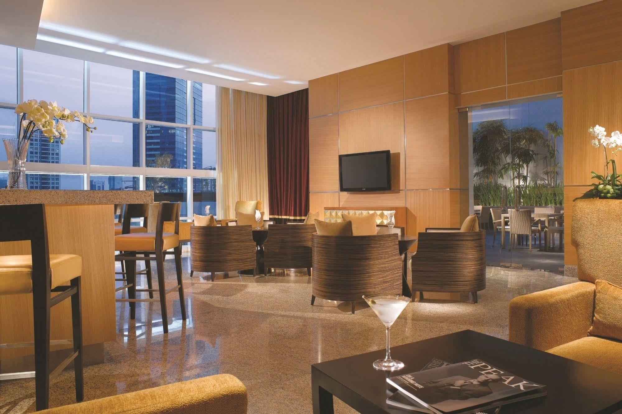 Oakwood Premier Cozmo Aparthotel Jakarta