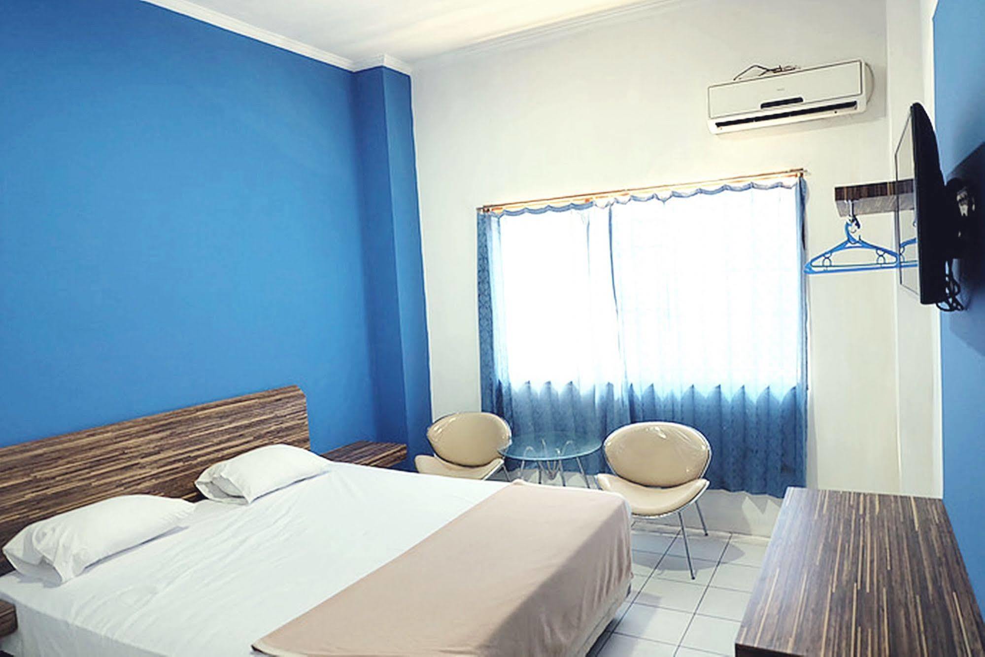 Super Oyo Collection O 92130 Fiducia Kaji Jakarta