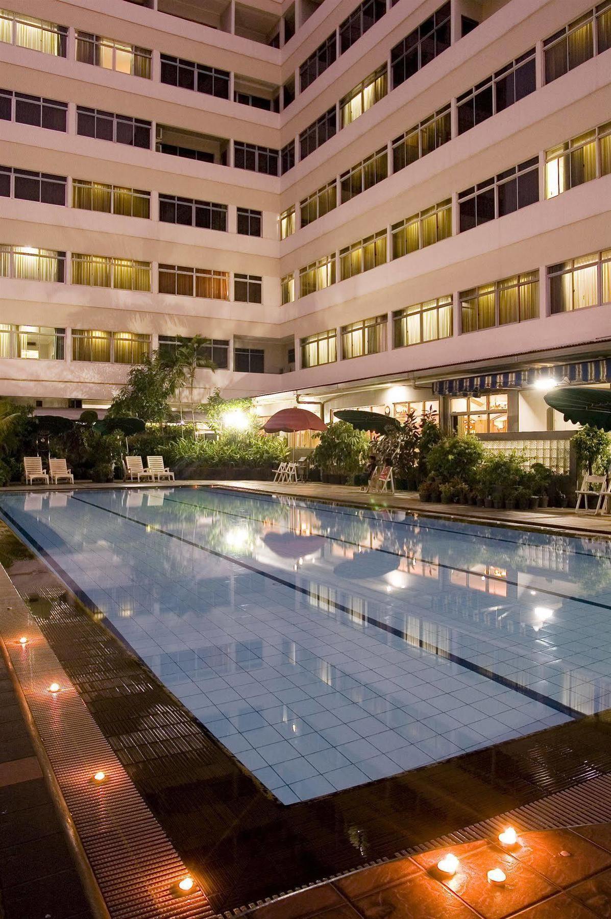 Marcopolo 3*