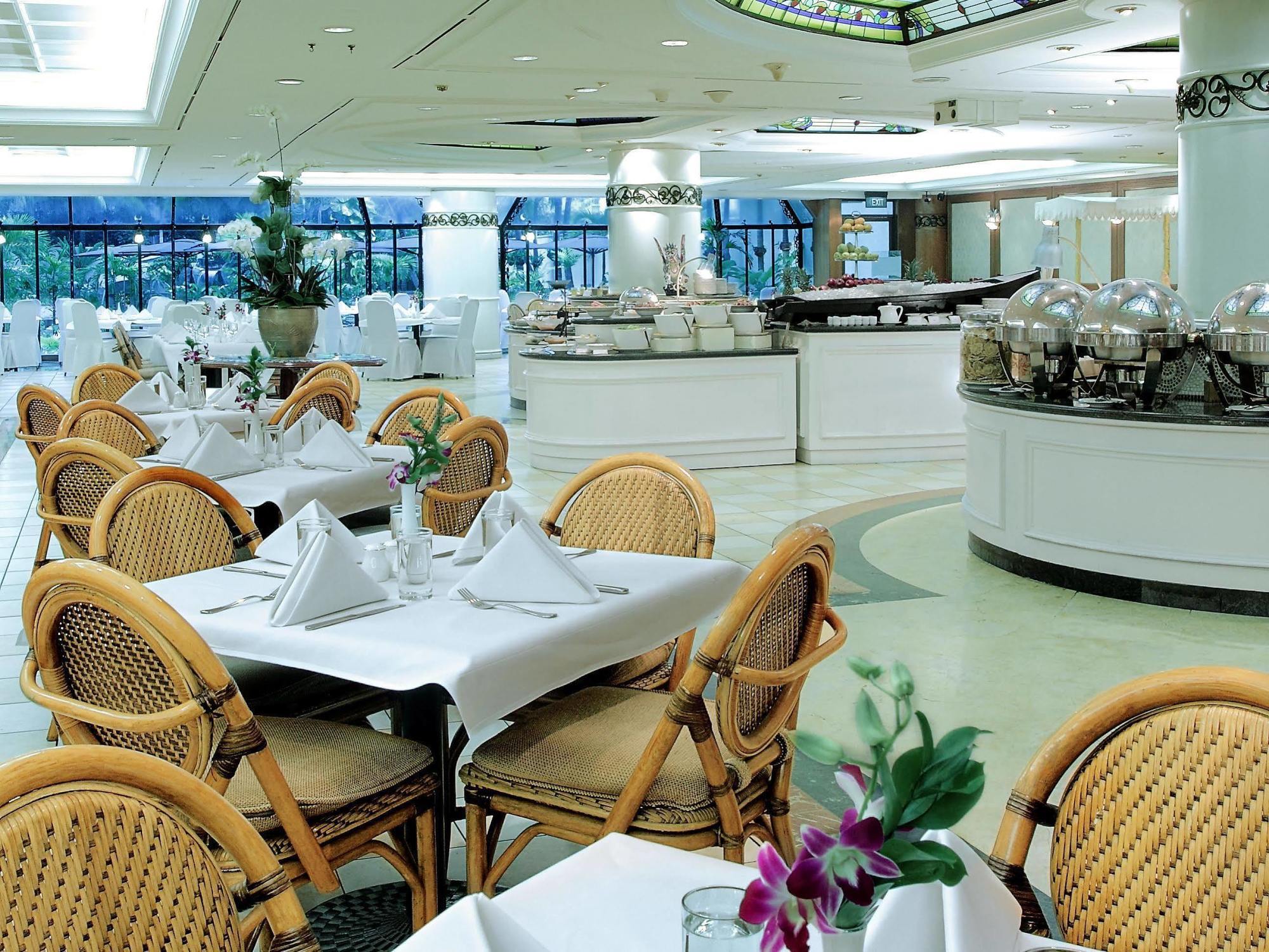 Hotel Sari Pacific Jakarta, Autograph Collection 5*