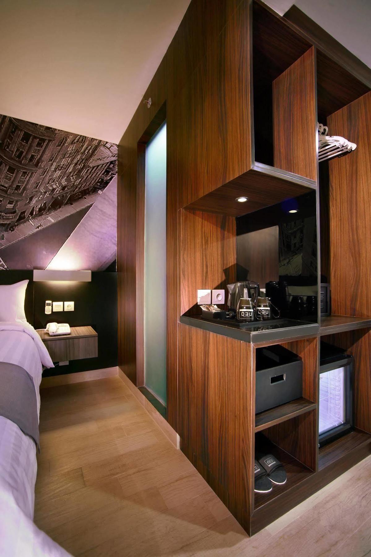 Hotel Neo Mangga Dua By Aston