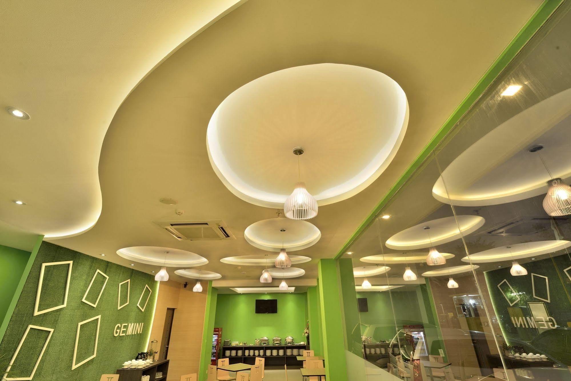 Hotel Zodiak Mt Haryono By Kagum 2*