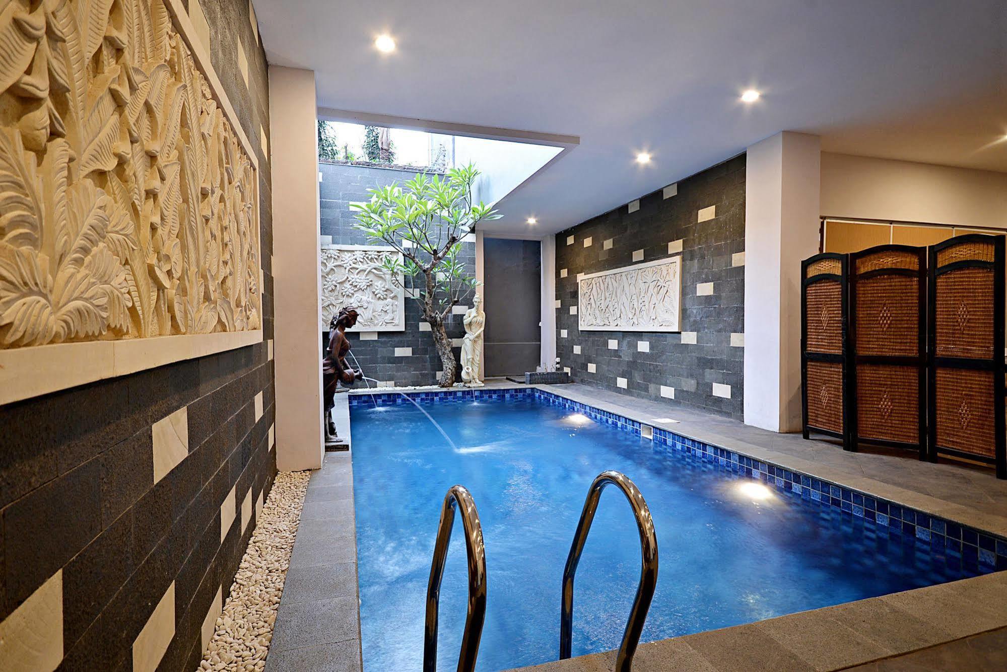 Hotel Safin 3*