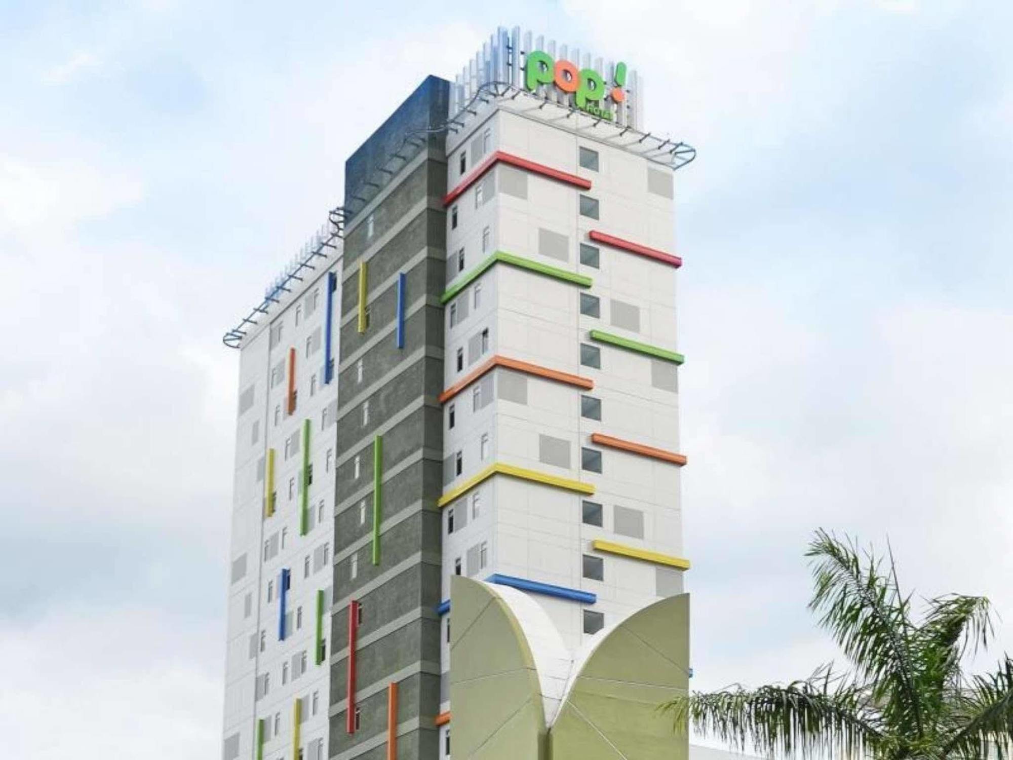 Pop! Kelapa Gading Hotel