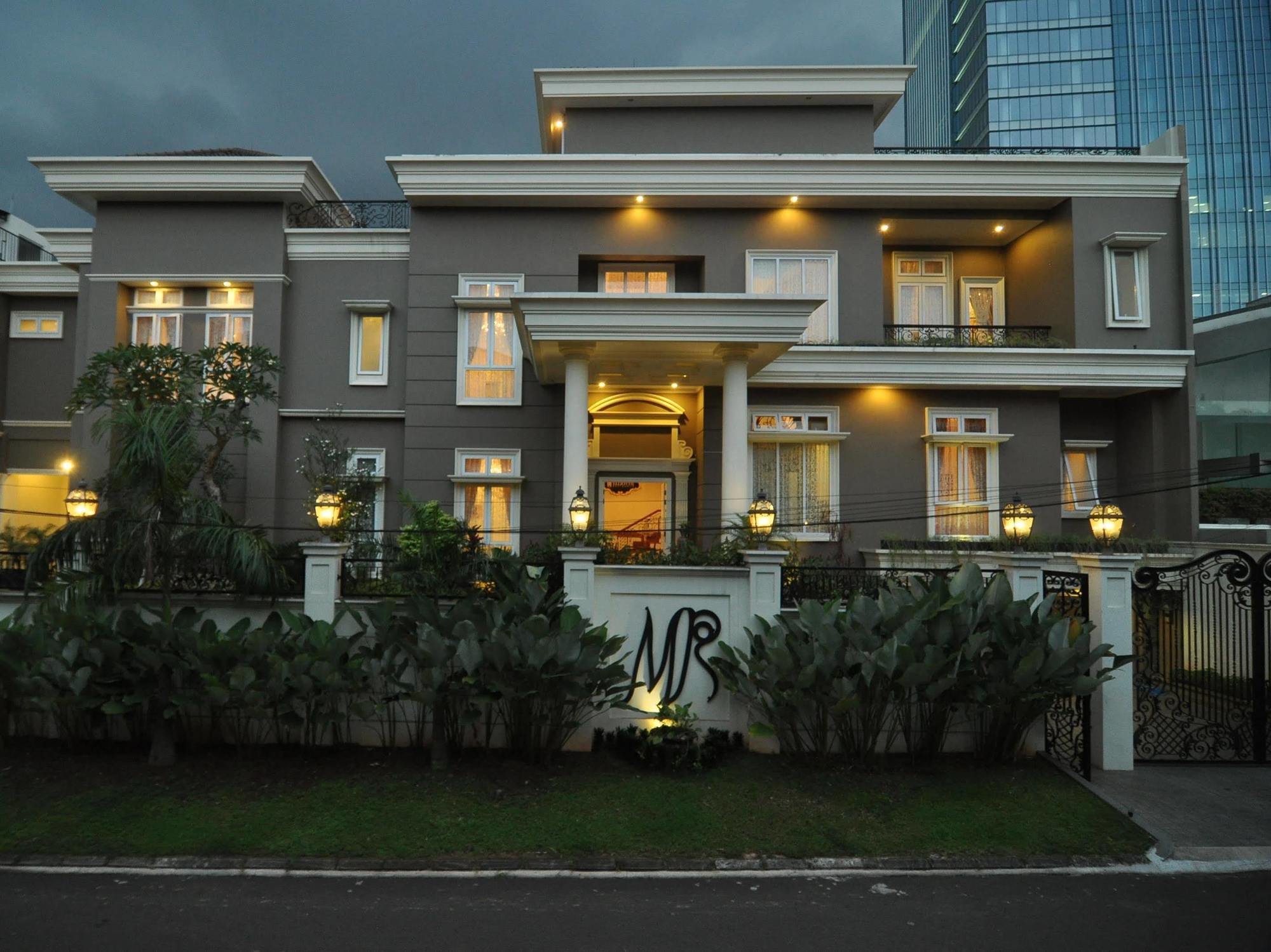Elliottii Indah 2* Jakarta