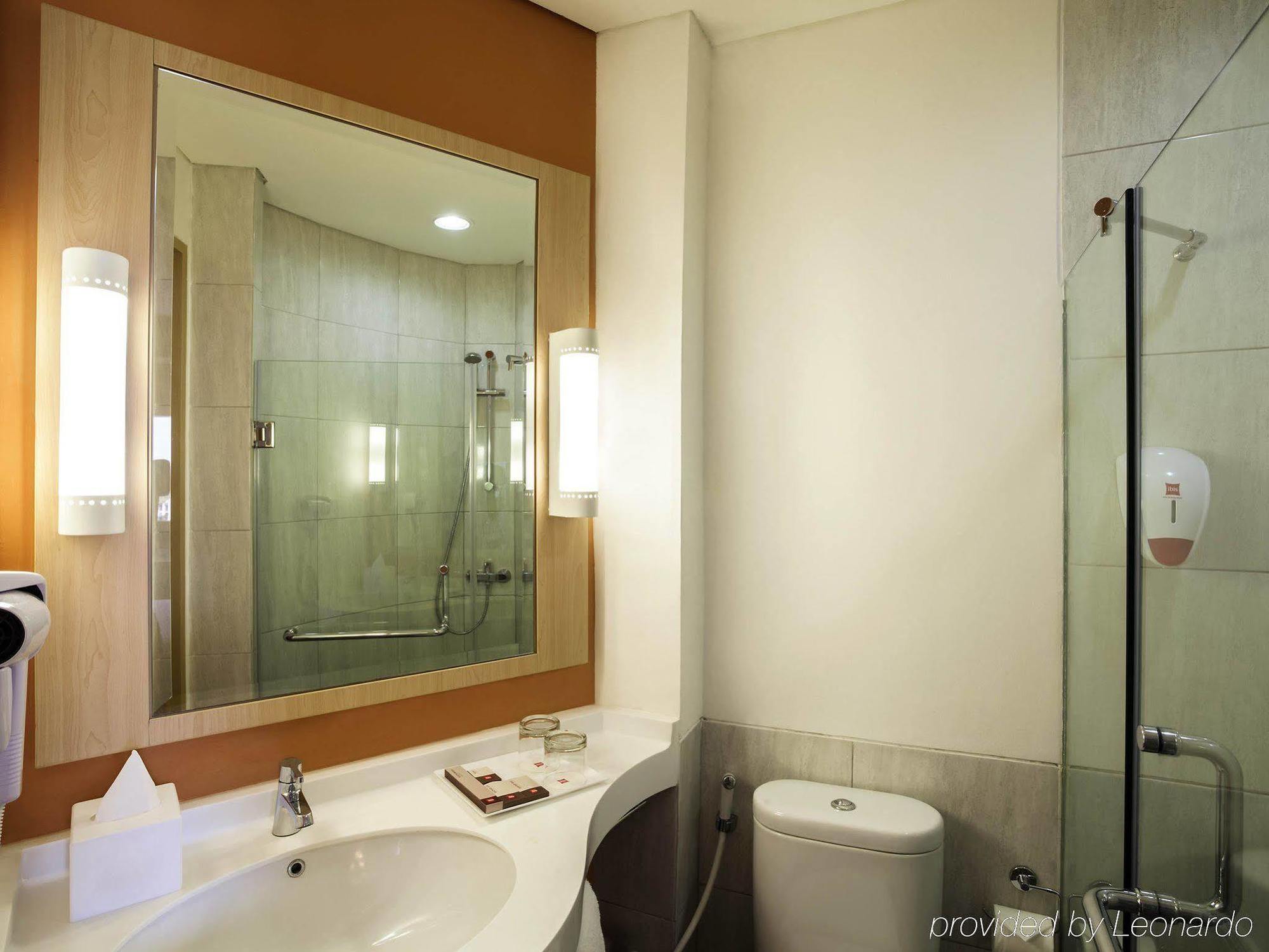 Hotel Ibis Harmoni 3*