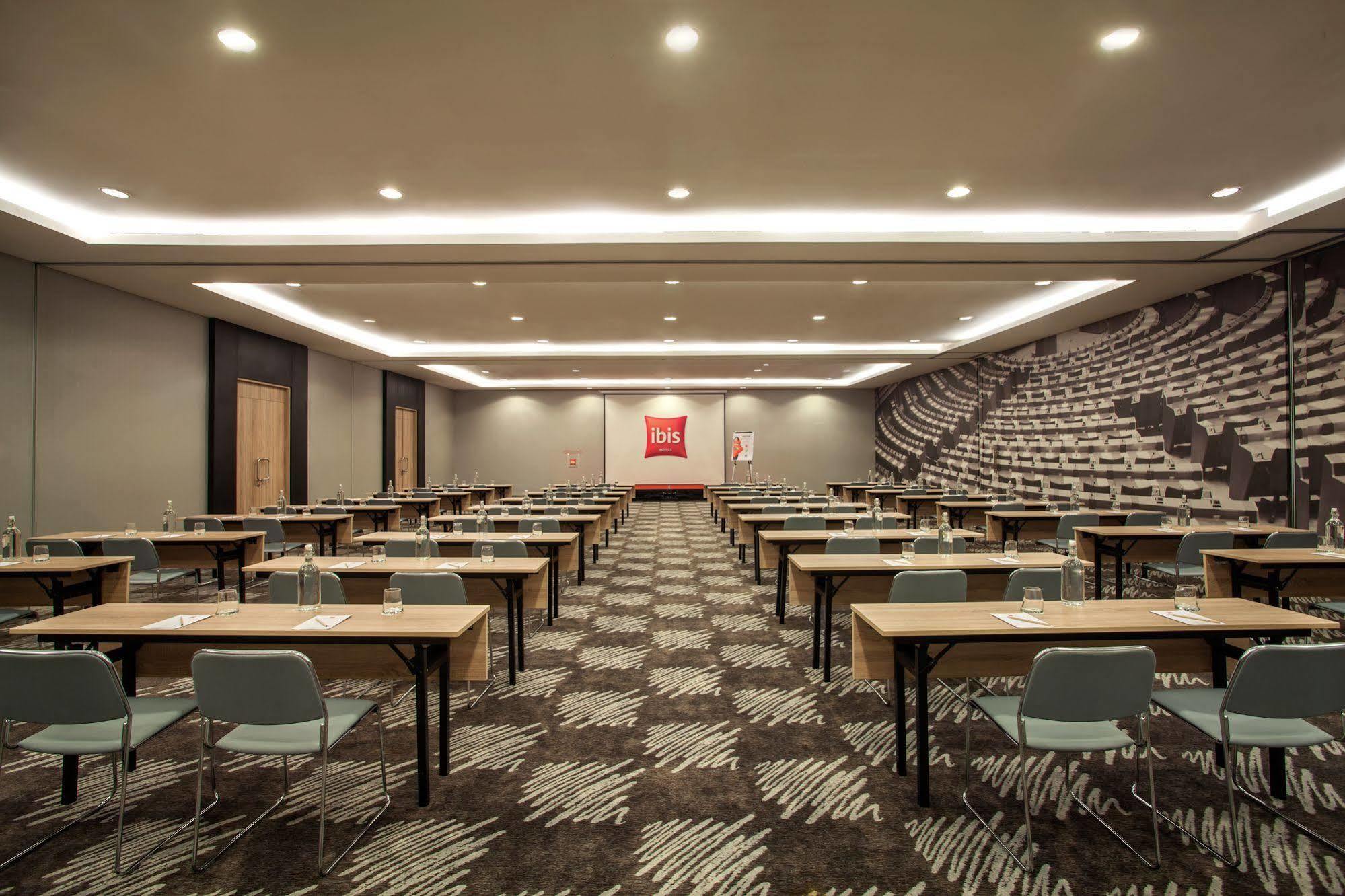 Ibis Harmoni 3* Jakarta