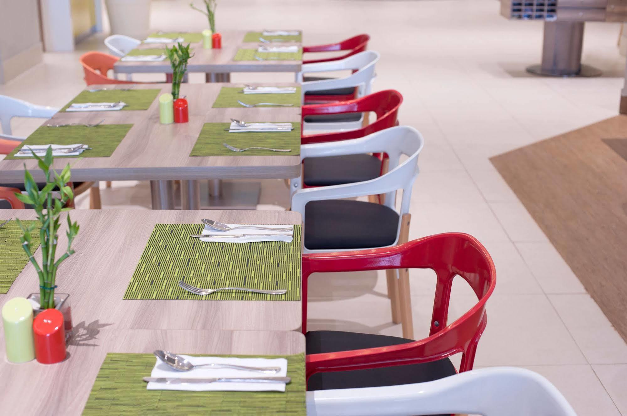 Ibis Styles Mangga Dua Square 3*