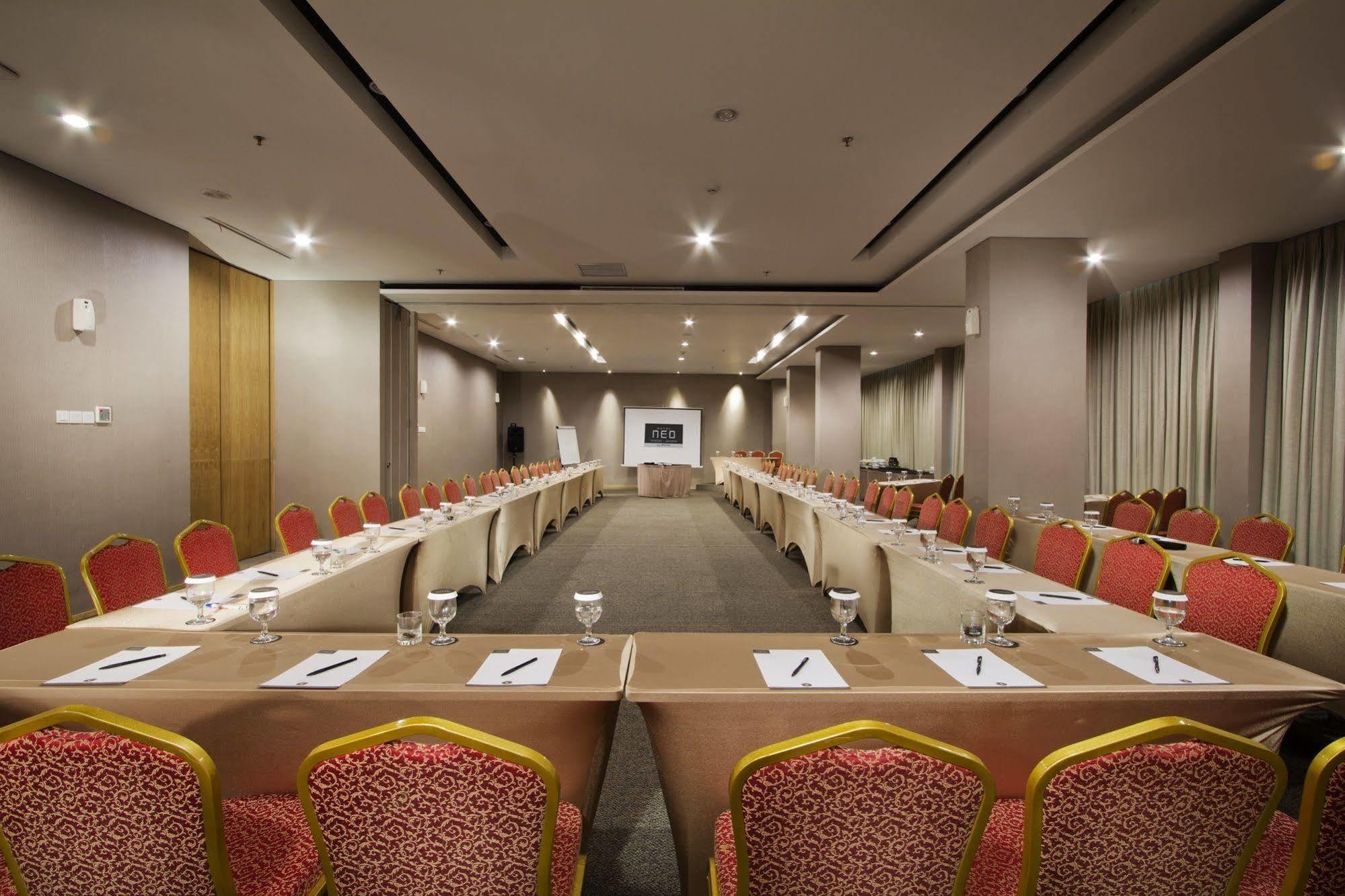 Neo Tendean By Aston Hotel Jakarta