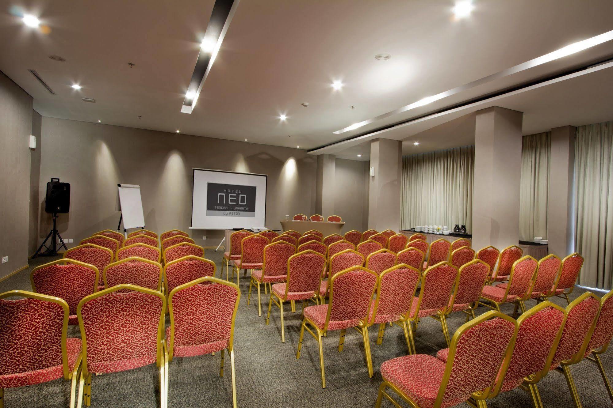Neo Tendean By Aston Hotel Jakarta