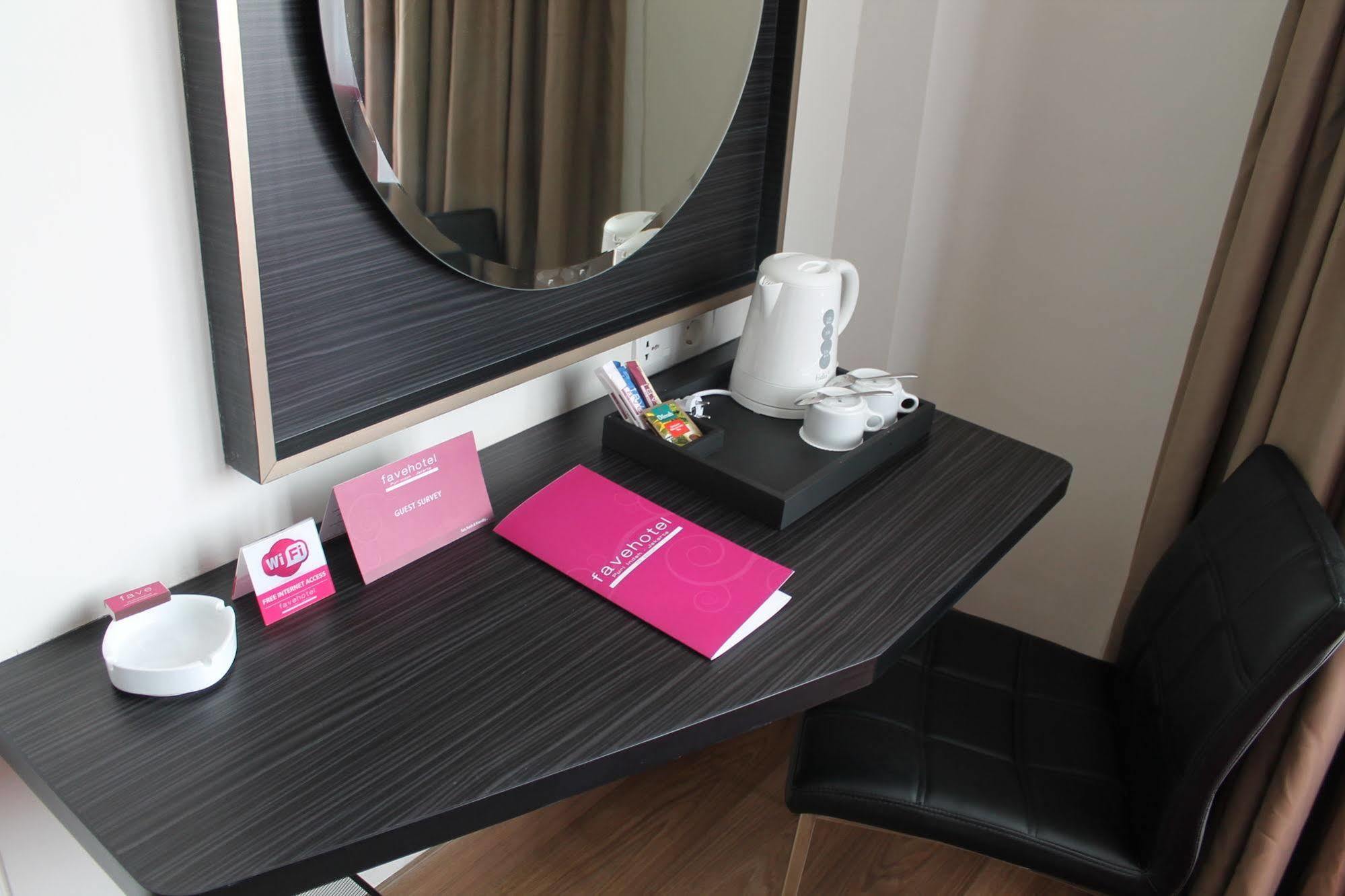 Brits Puri Indah Hotel Jakarta
