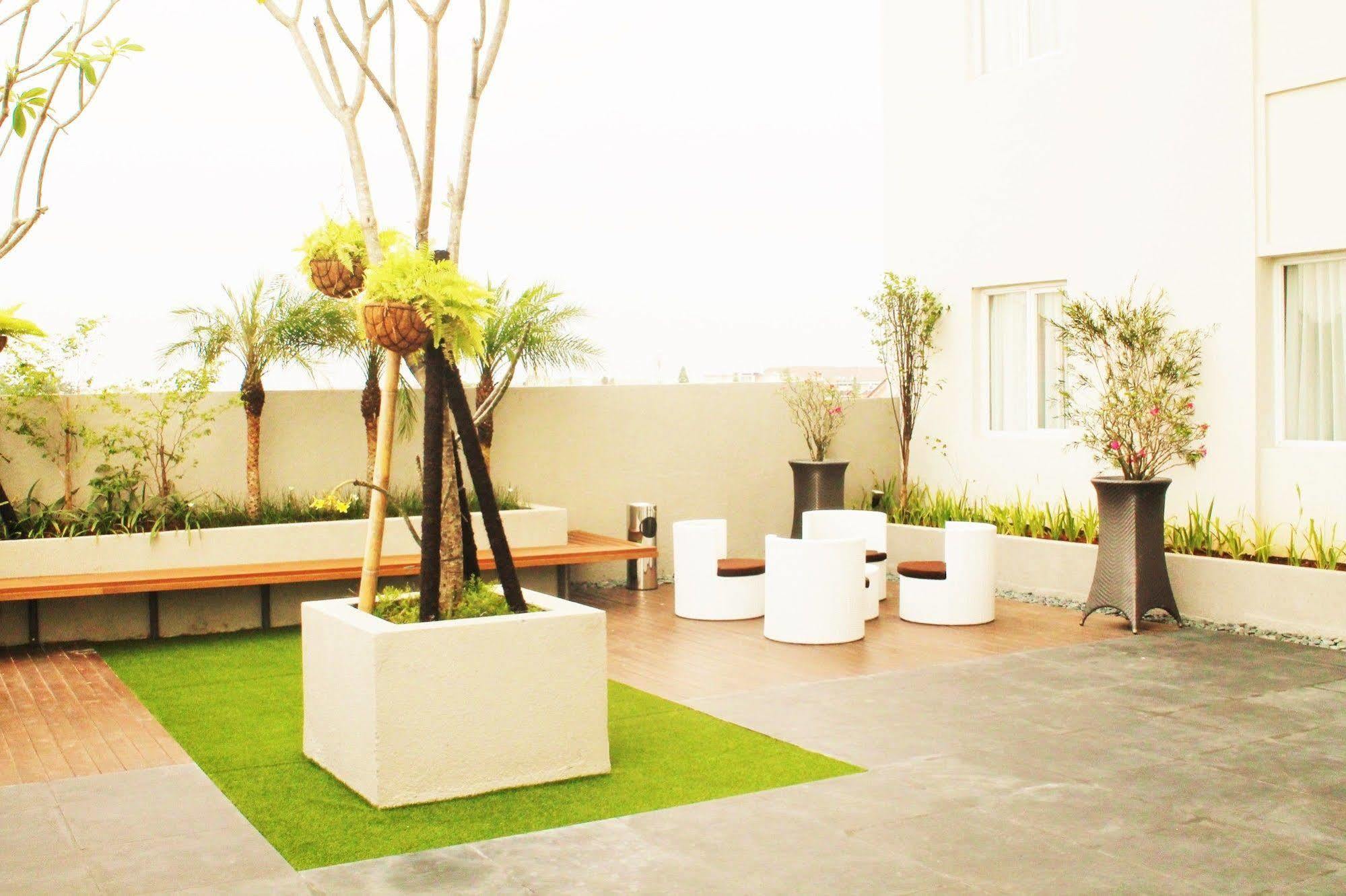 Hotel Brits Puri Indah 3*