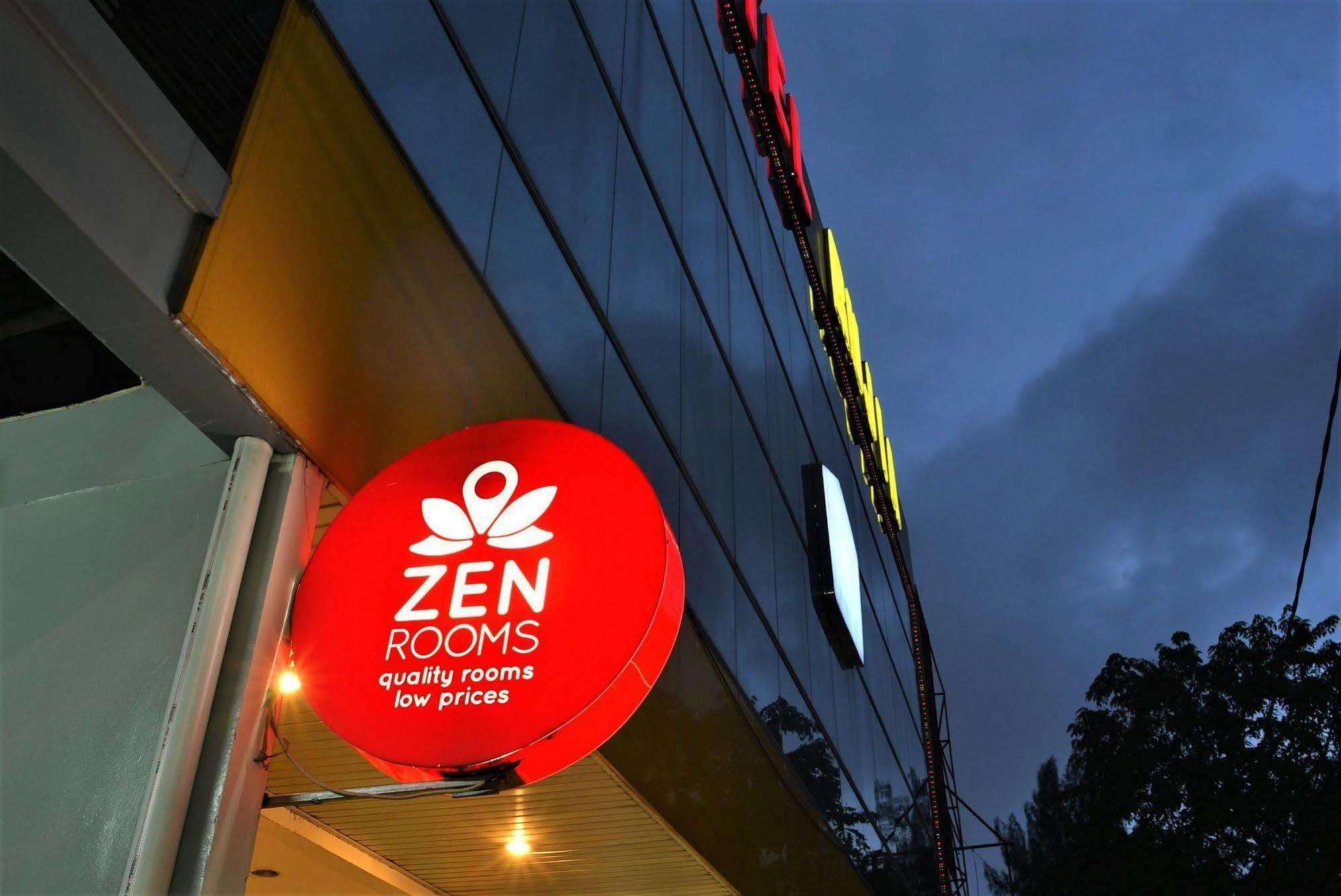 Zen Rujia Pecenongan Hotel 2*