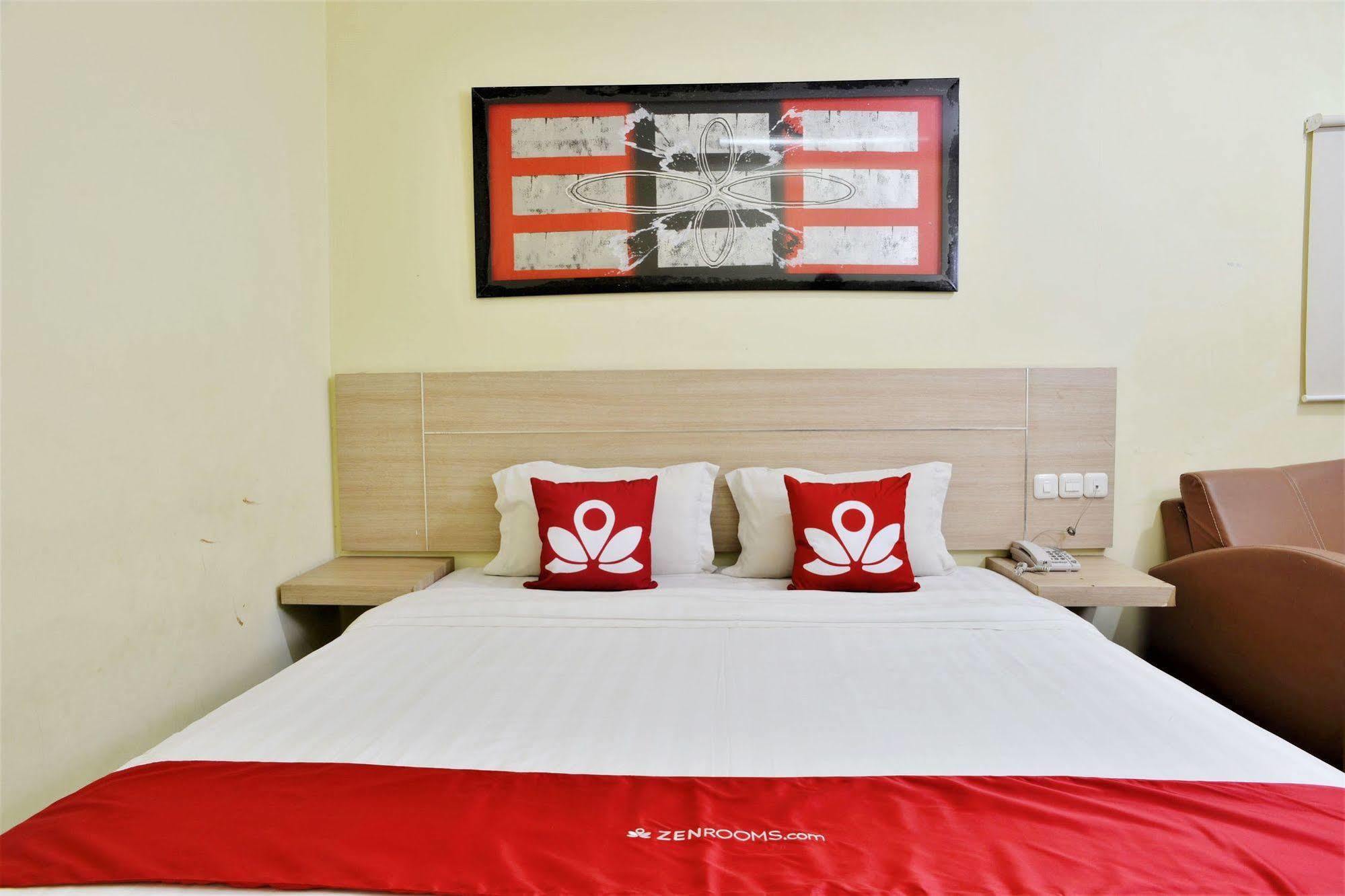 Hotel Zen Rujia Pecenongan Jakarta