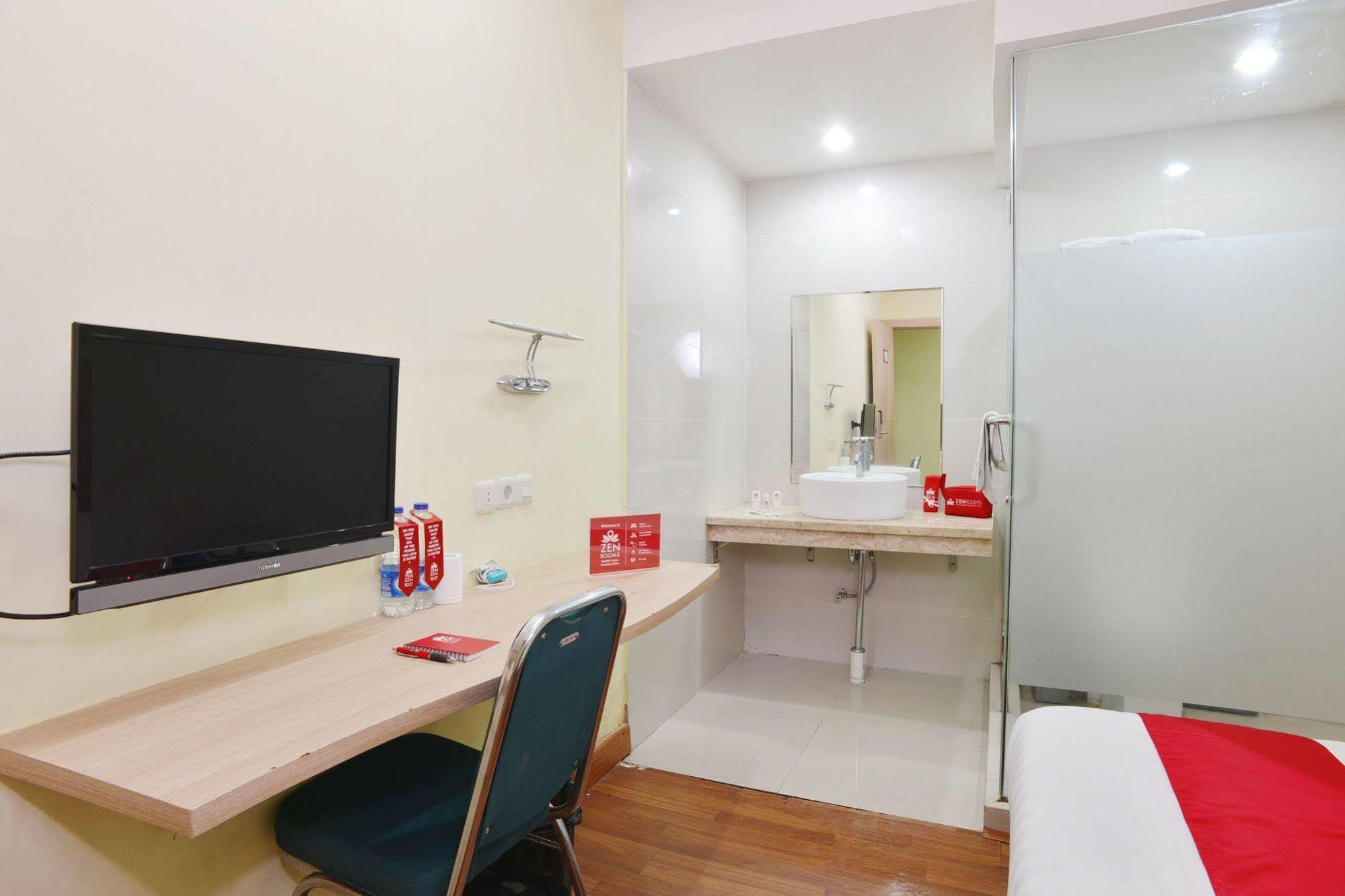 Zen Rujia Pecenongan Hotel Jakarta