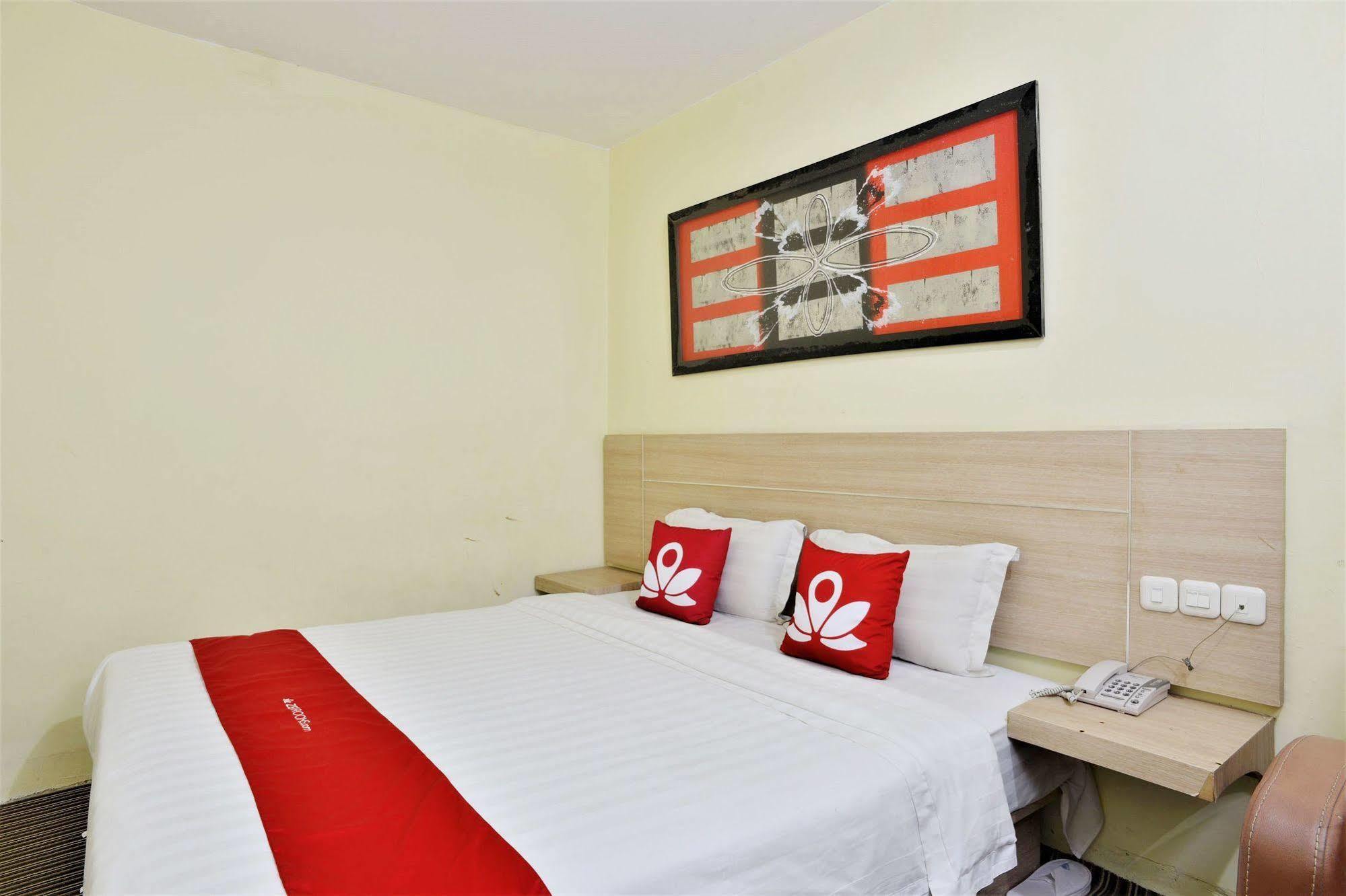 Hotel Zen Rujia Pecenongan 2*