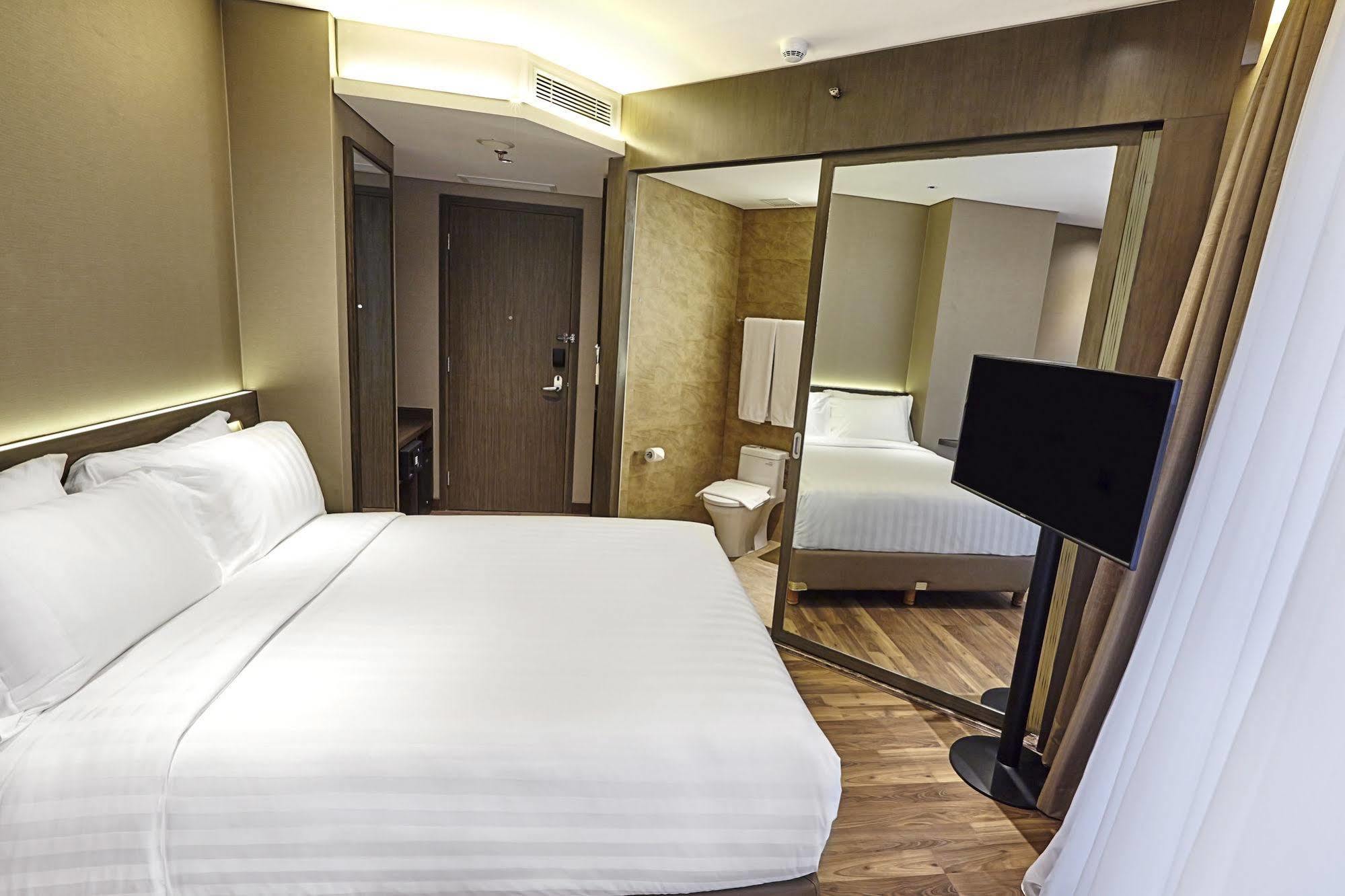 Ashley Wahid Hasyim Jakarta Hotel Jakarta