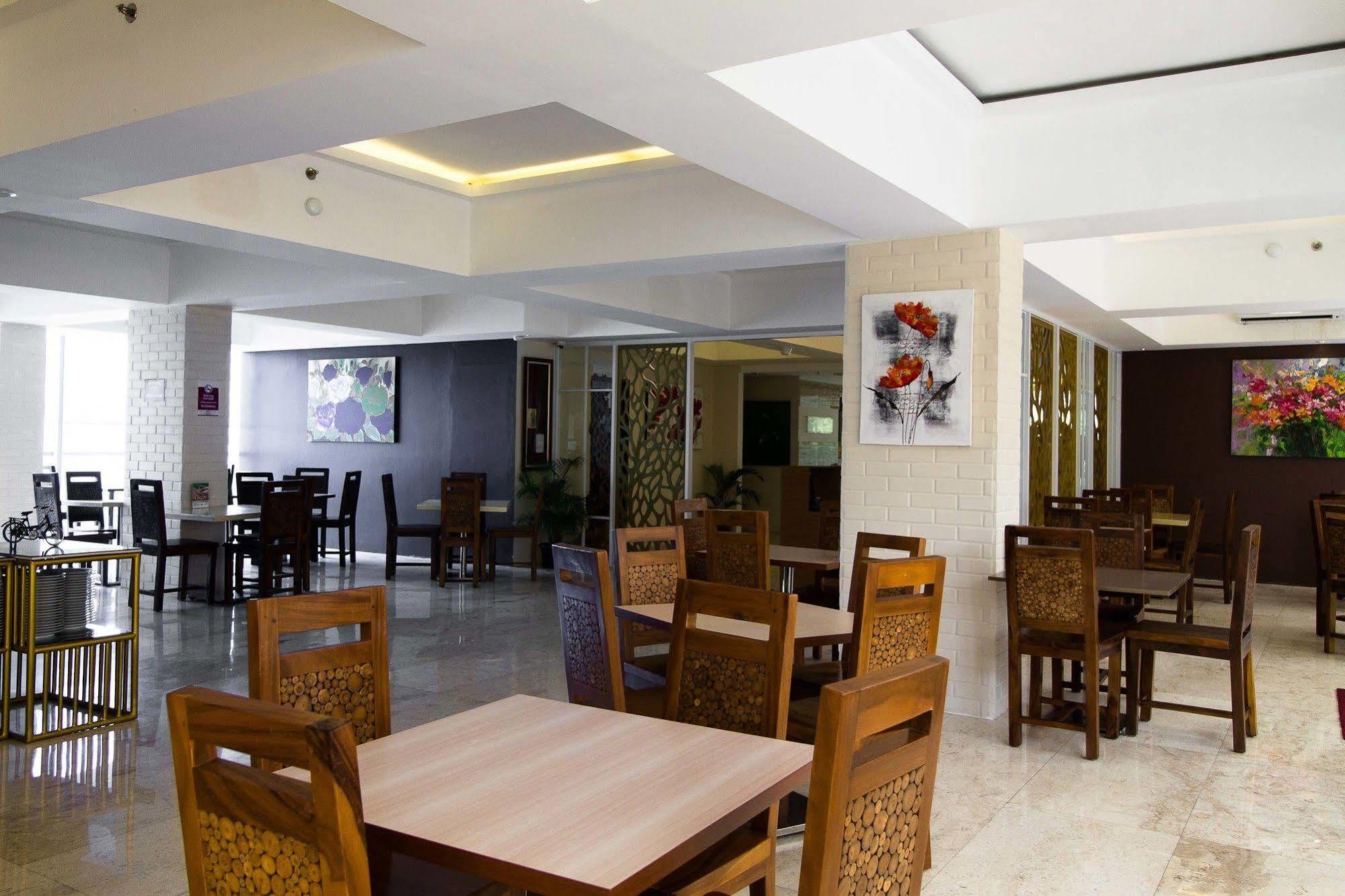 Reddoorz Premium @ Thamrin Kebon Sirih 4* Jakarta