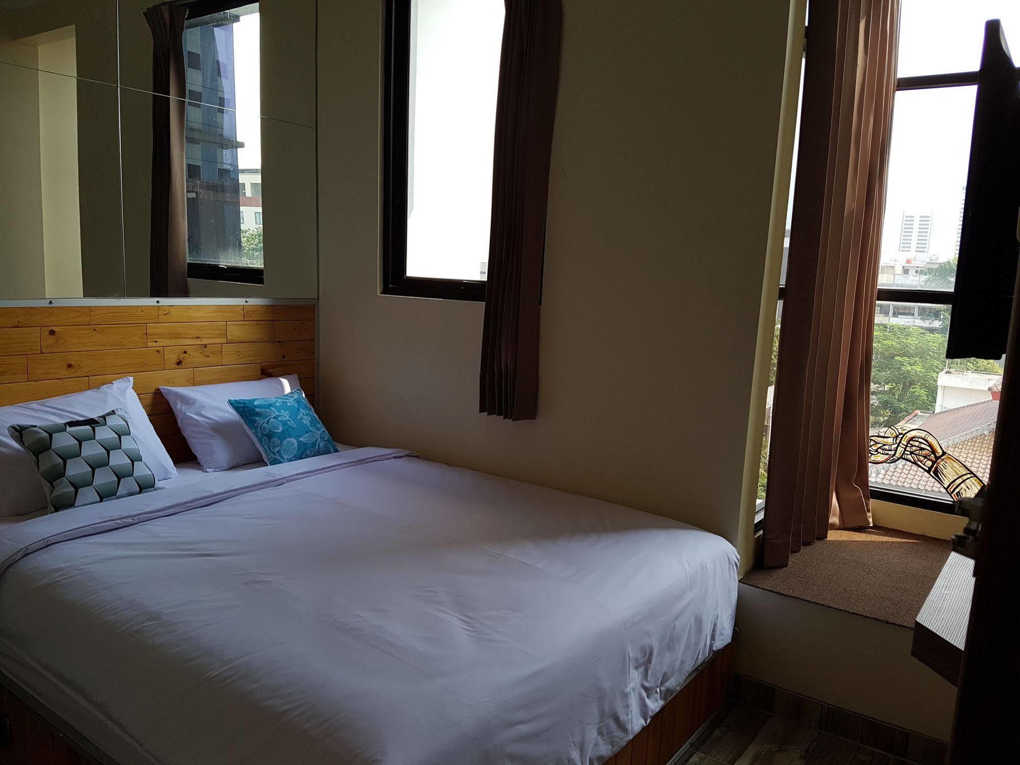 Hotel Bold Hotel Jakarta