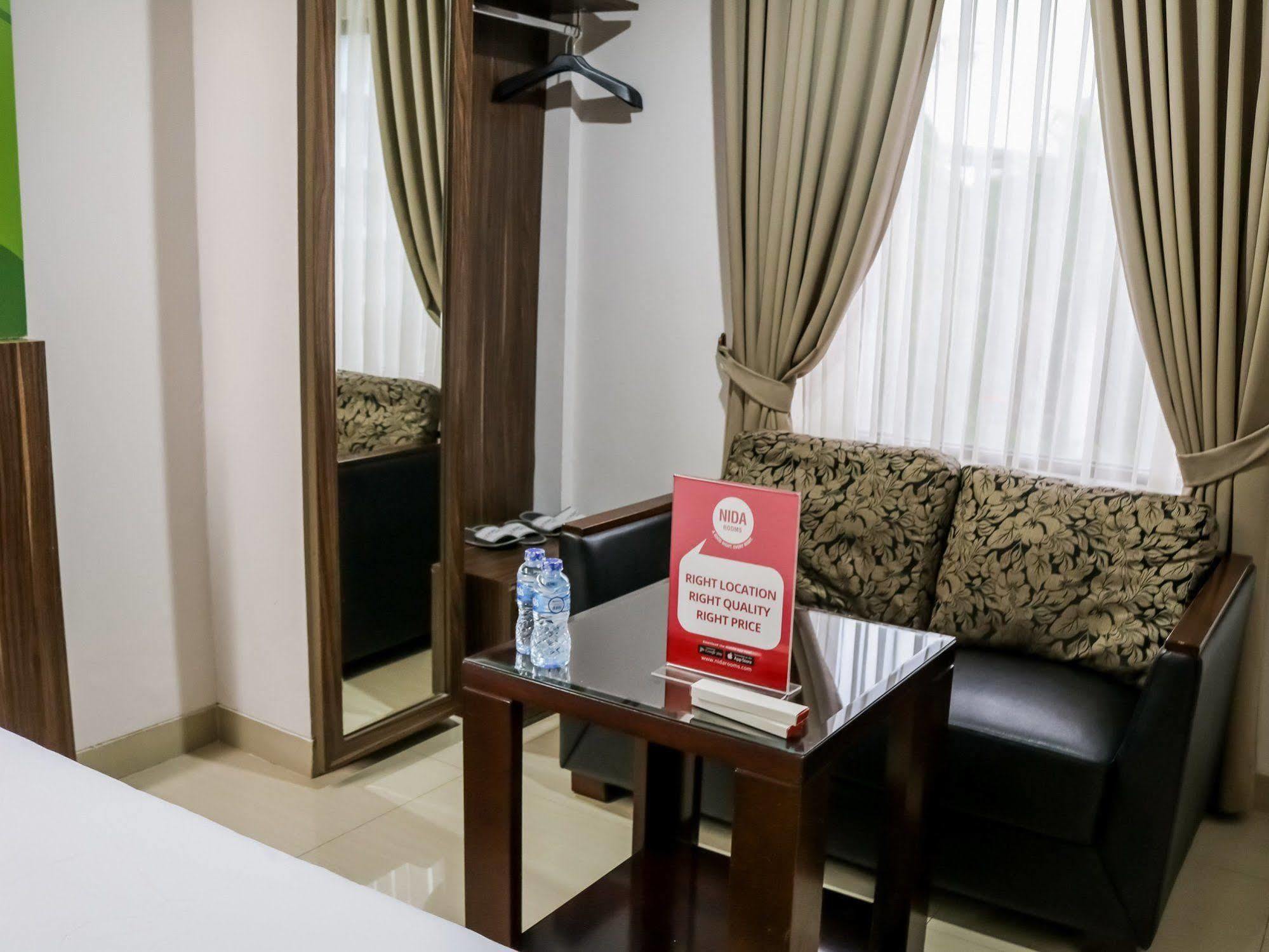 Nida Rooms Central Jakart Senen Market Hotel Jakarta