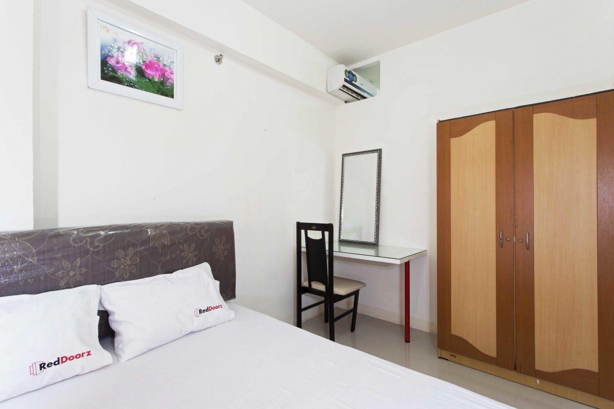 Reddoorz @ Pramuka Jakarta