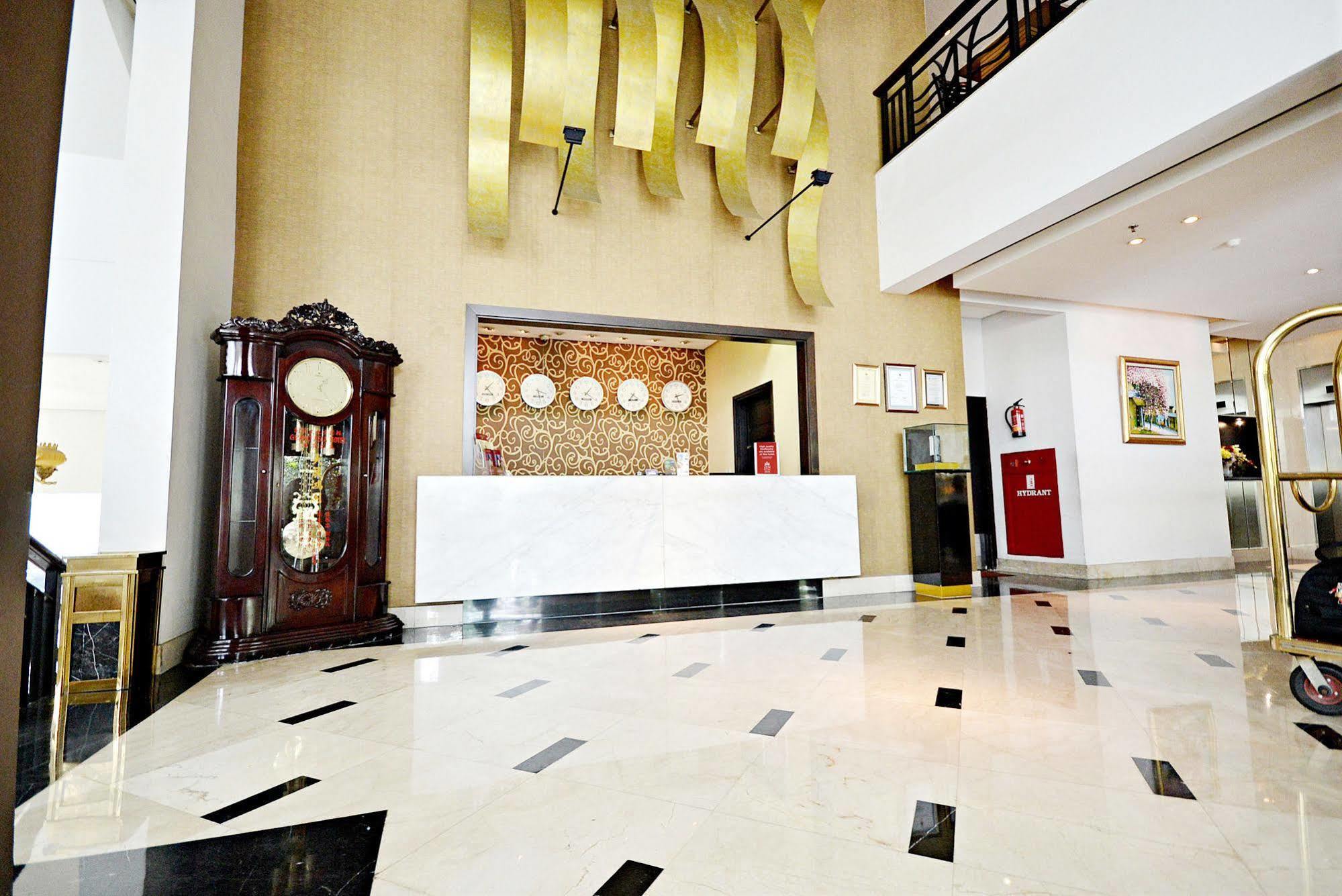 Zen Bandengan Selatan Hotel