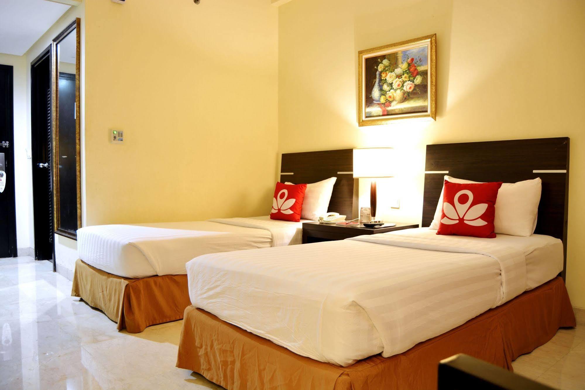 Zen Bandengan Selatan Hotel