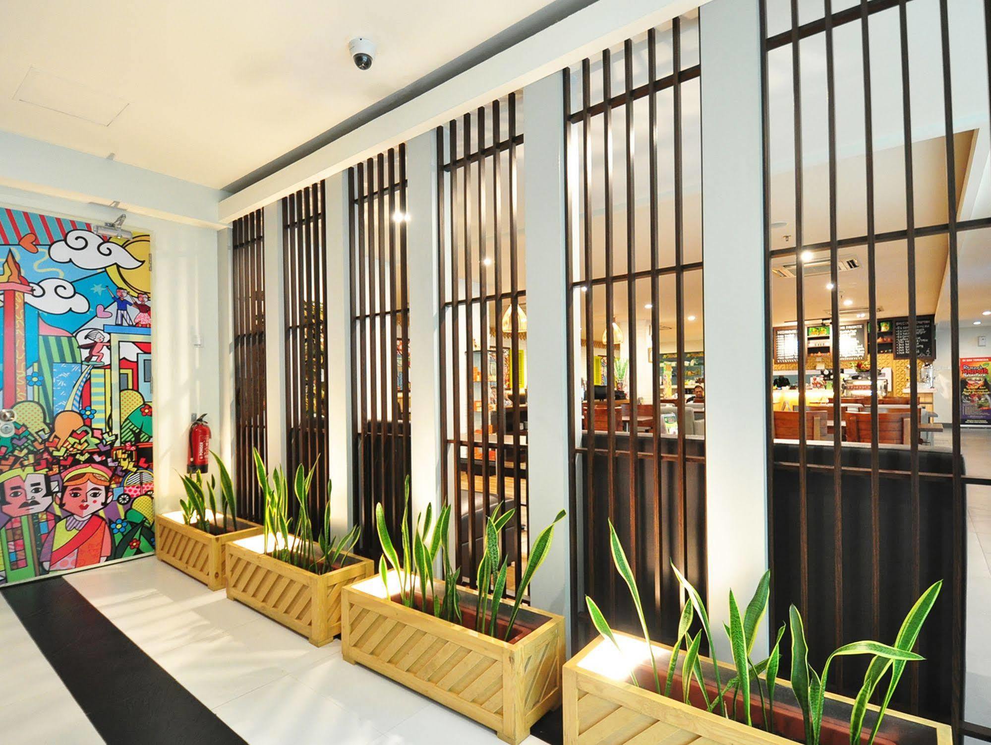 Hotel Maxonehotels.com At Kramat